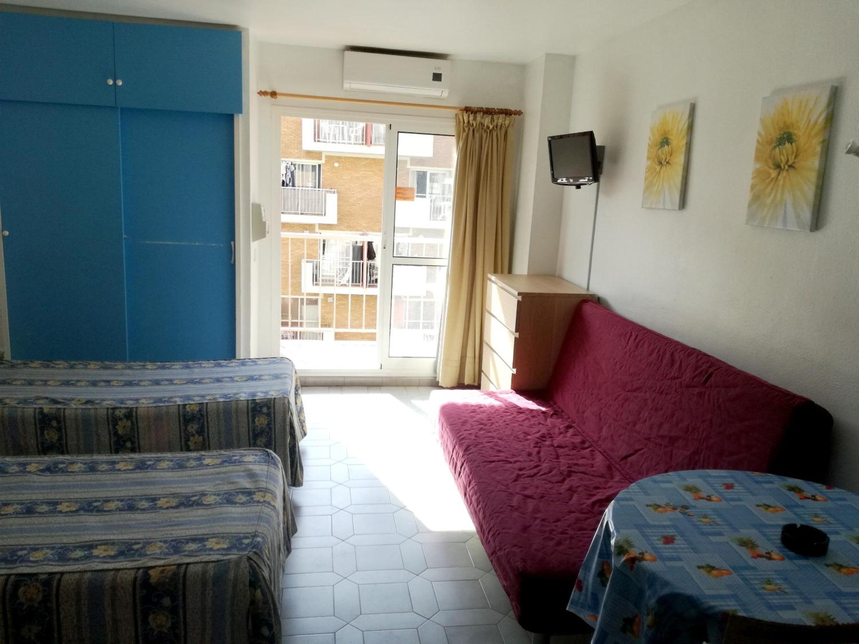 Studio at Benalmadena 500 m away from the beach with sea view shared pool and furnished balcony