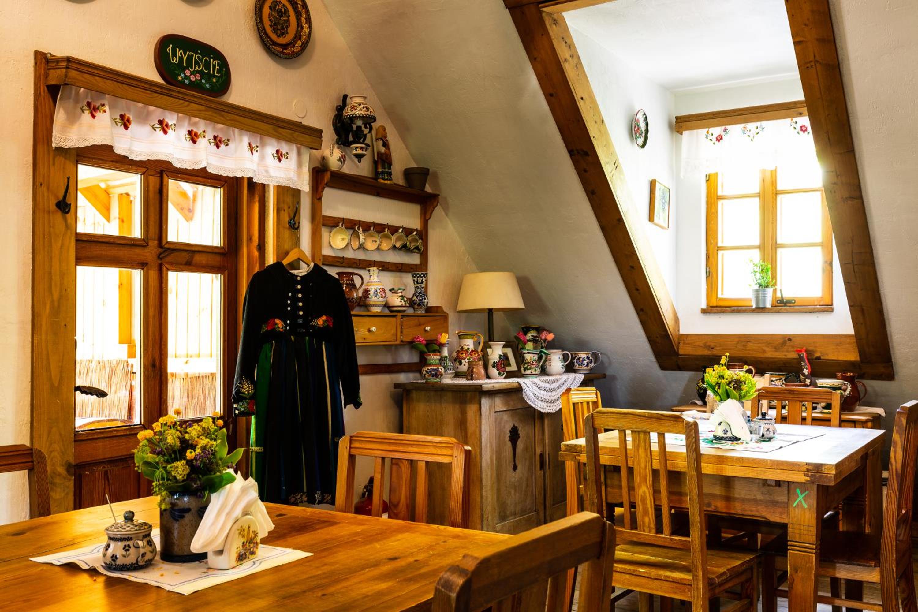 restaurant