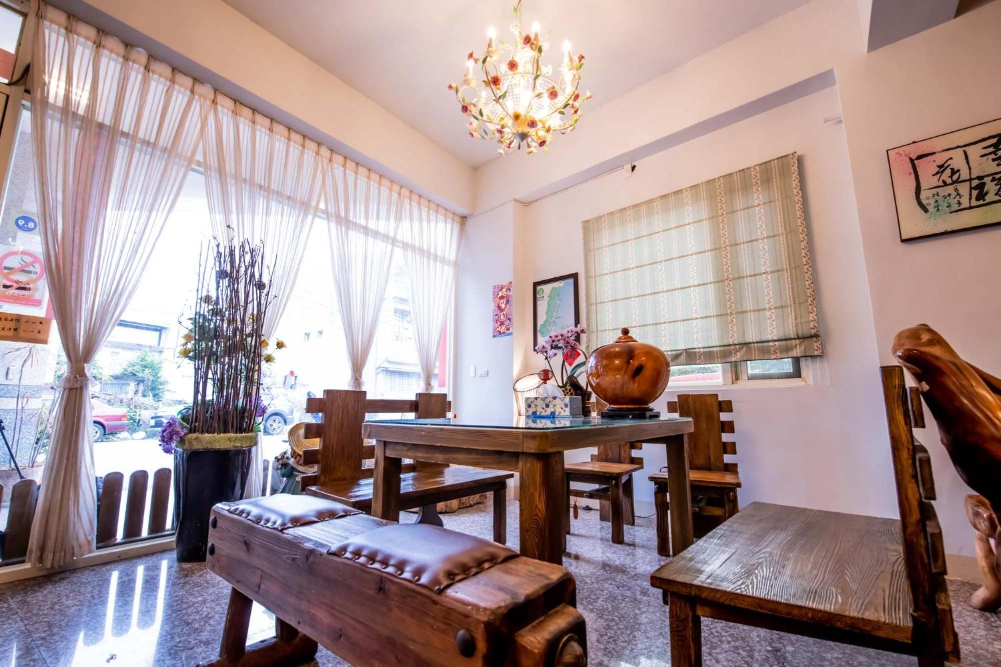 Happiness Hanada B&B