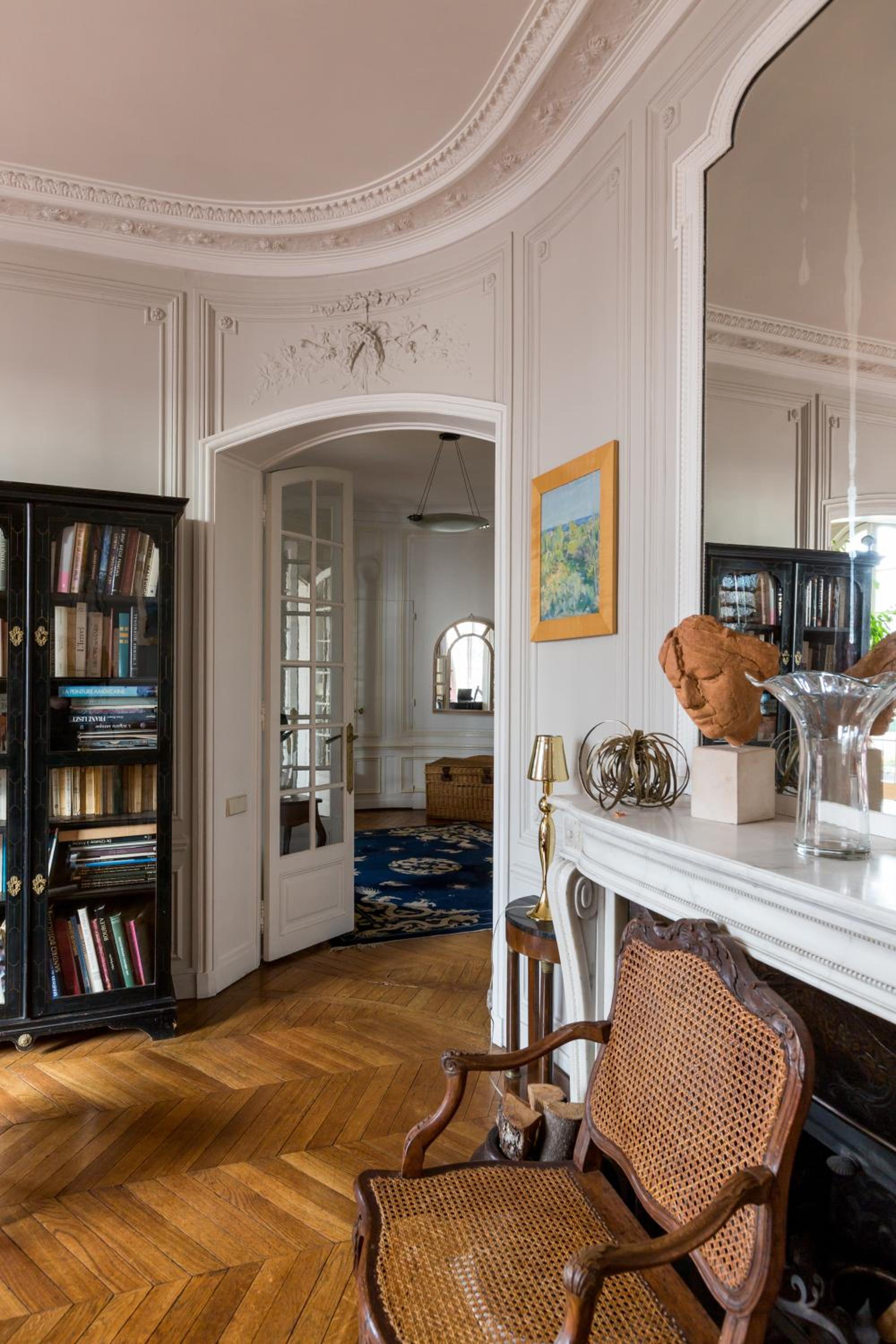 Veeve - Haussmann Beauty in the 6th