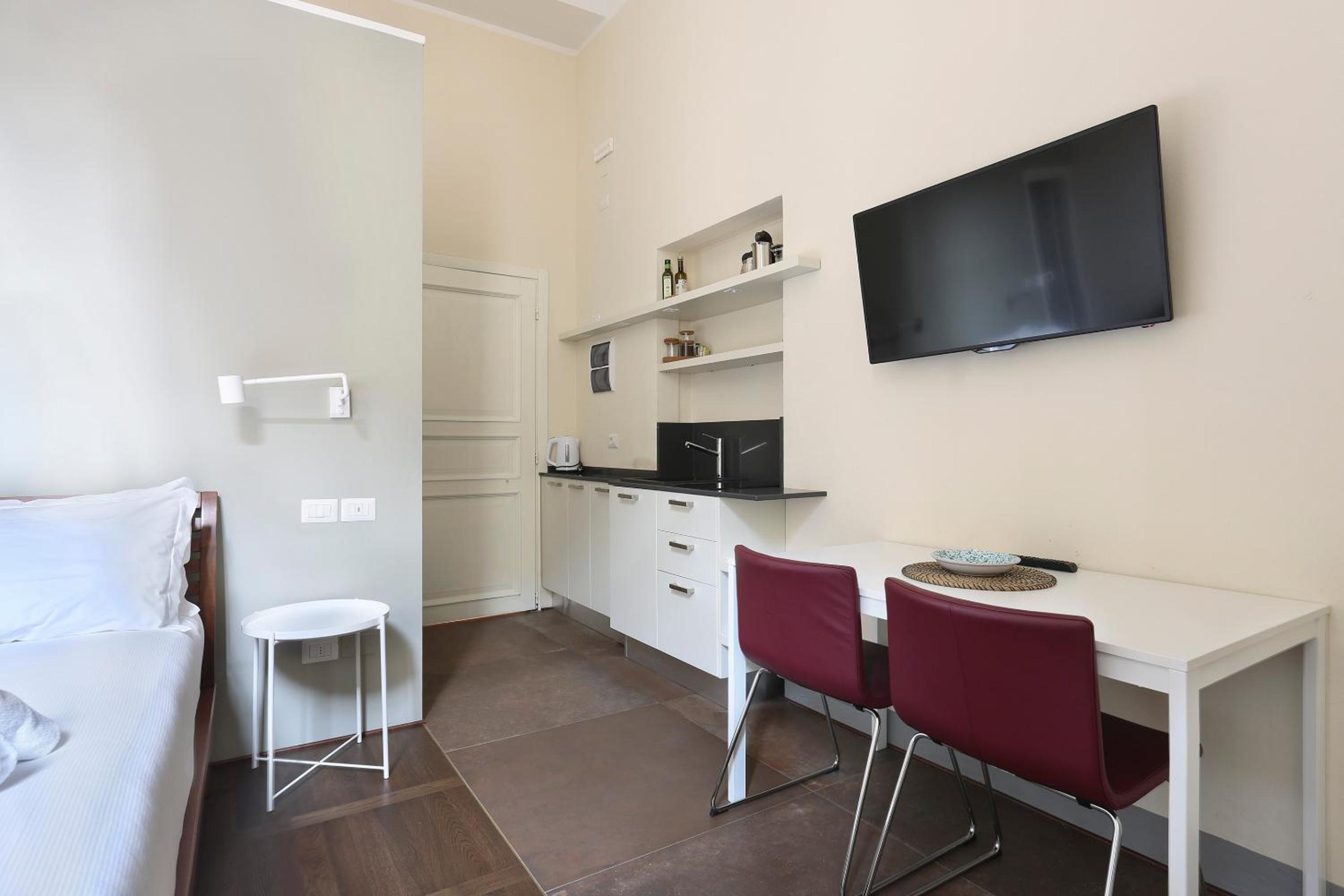Apt. Salvia Pauline Suites, Palazzo Borghese photo 3