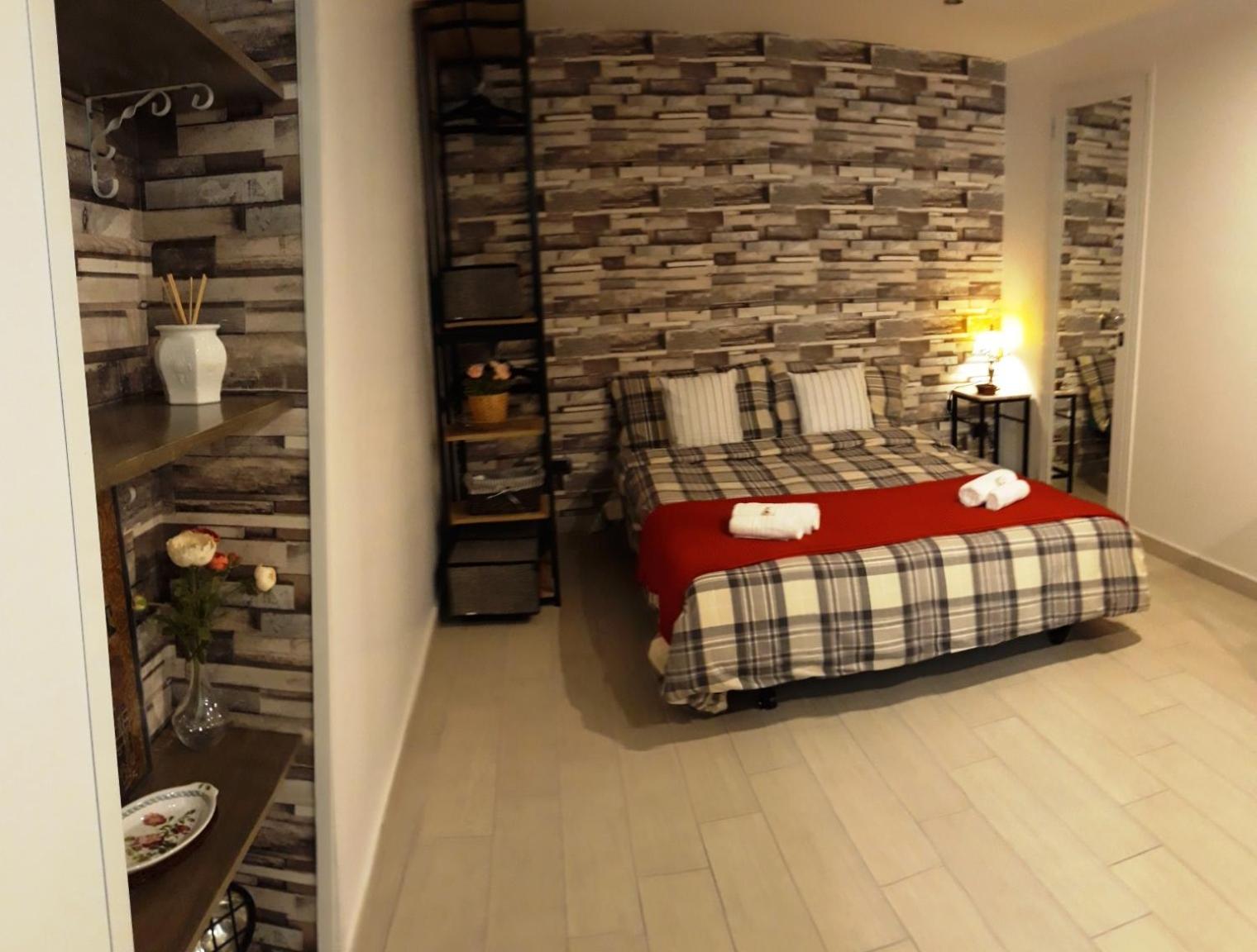 Nadine Penthouse Studio photo 3