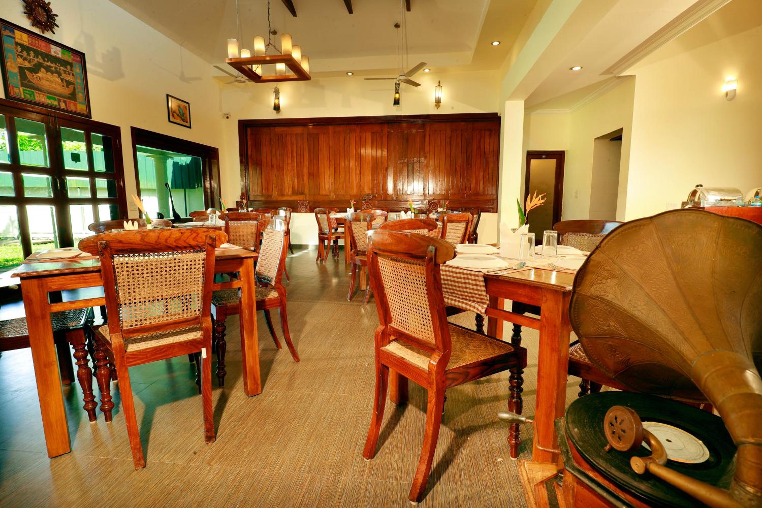 restaurant