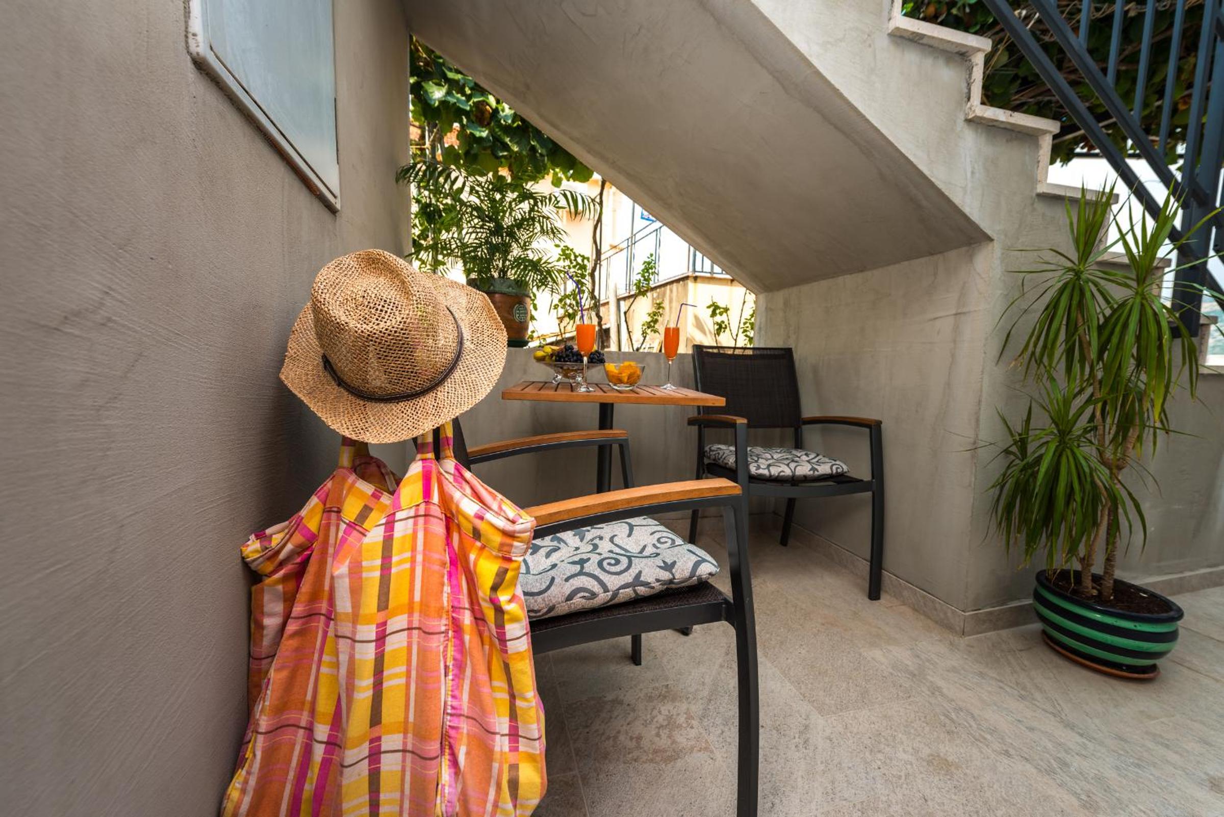 Apartments Marivo Lapad