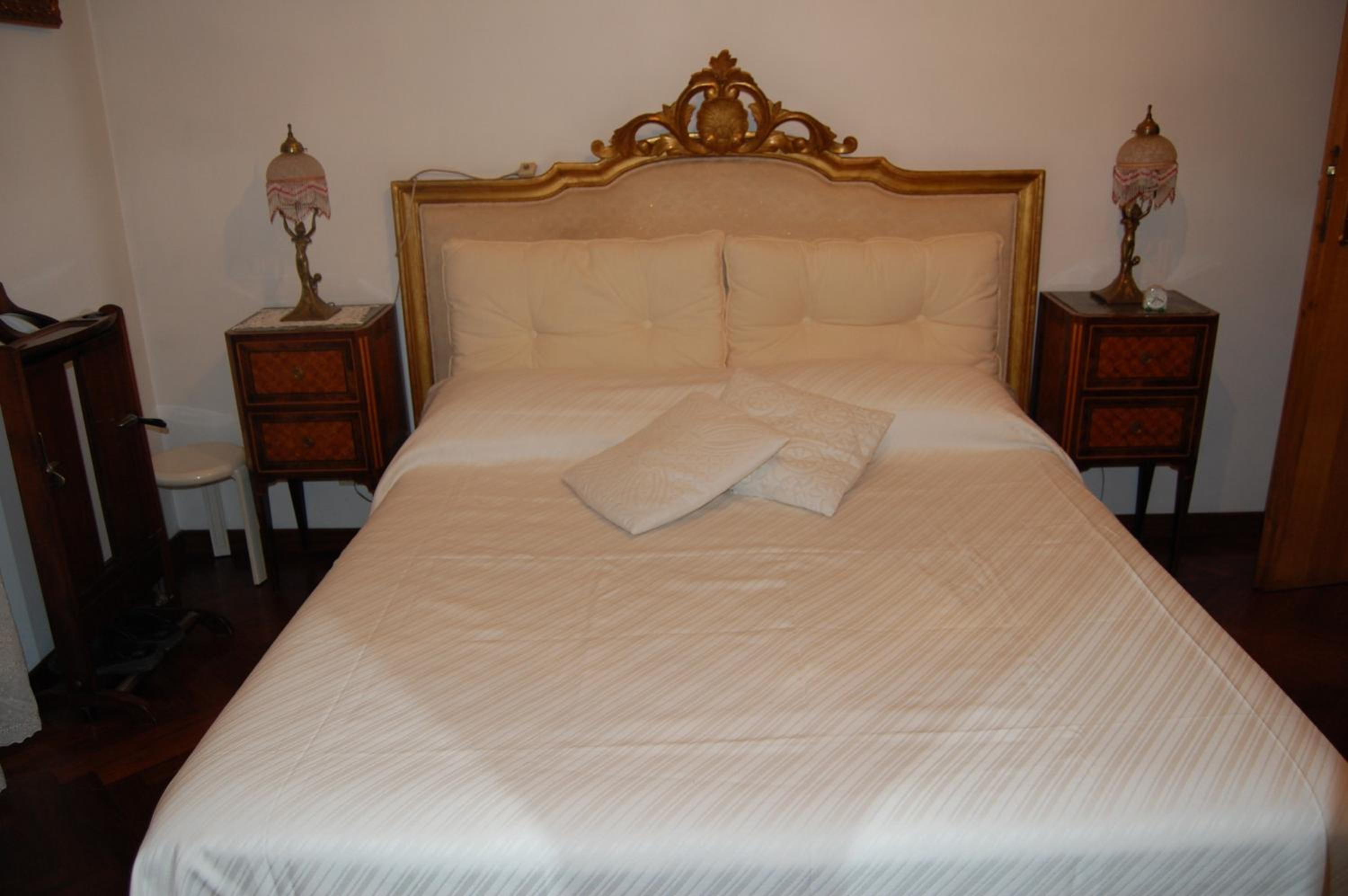 B&B Sessoriana