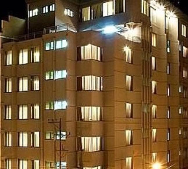 Hotel Americana Hotel - Image 1