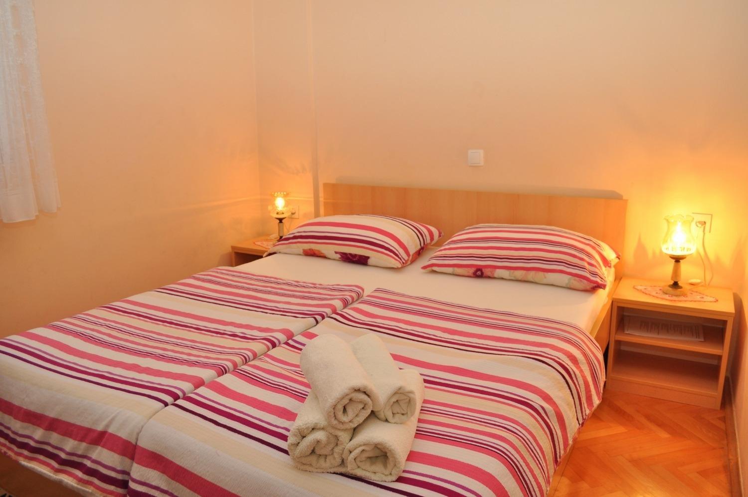 Apartments and rooms Ljuba - 130 meter from sea view 5