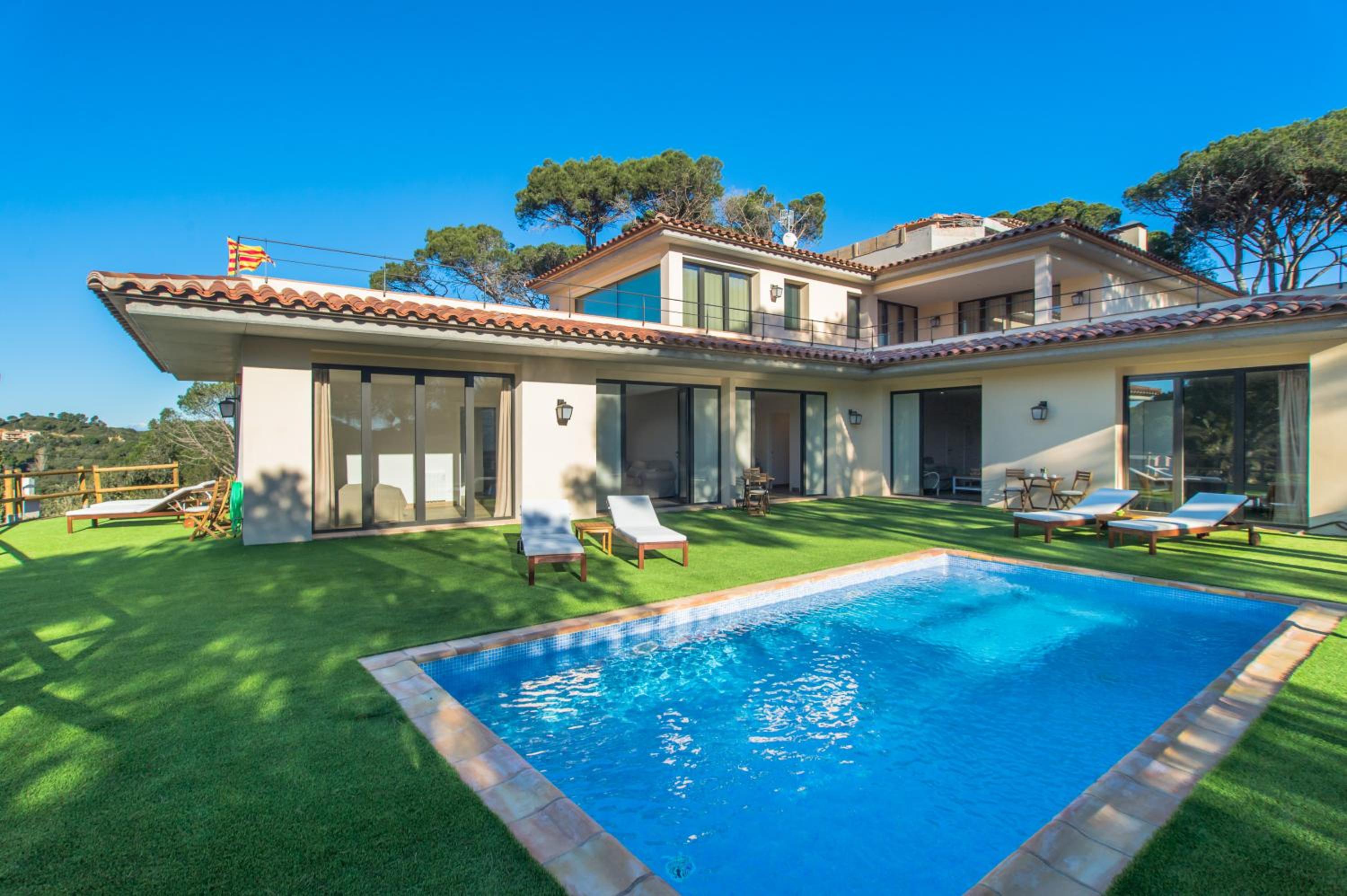 Hotel Nou Sol Solet - Image 1