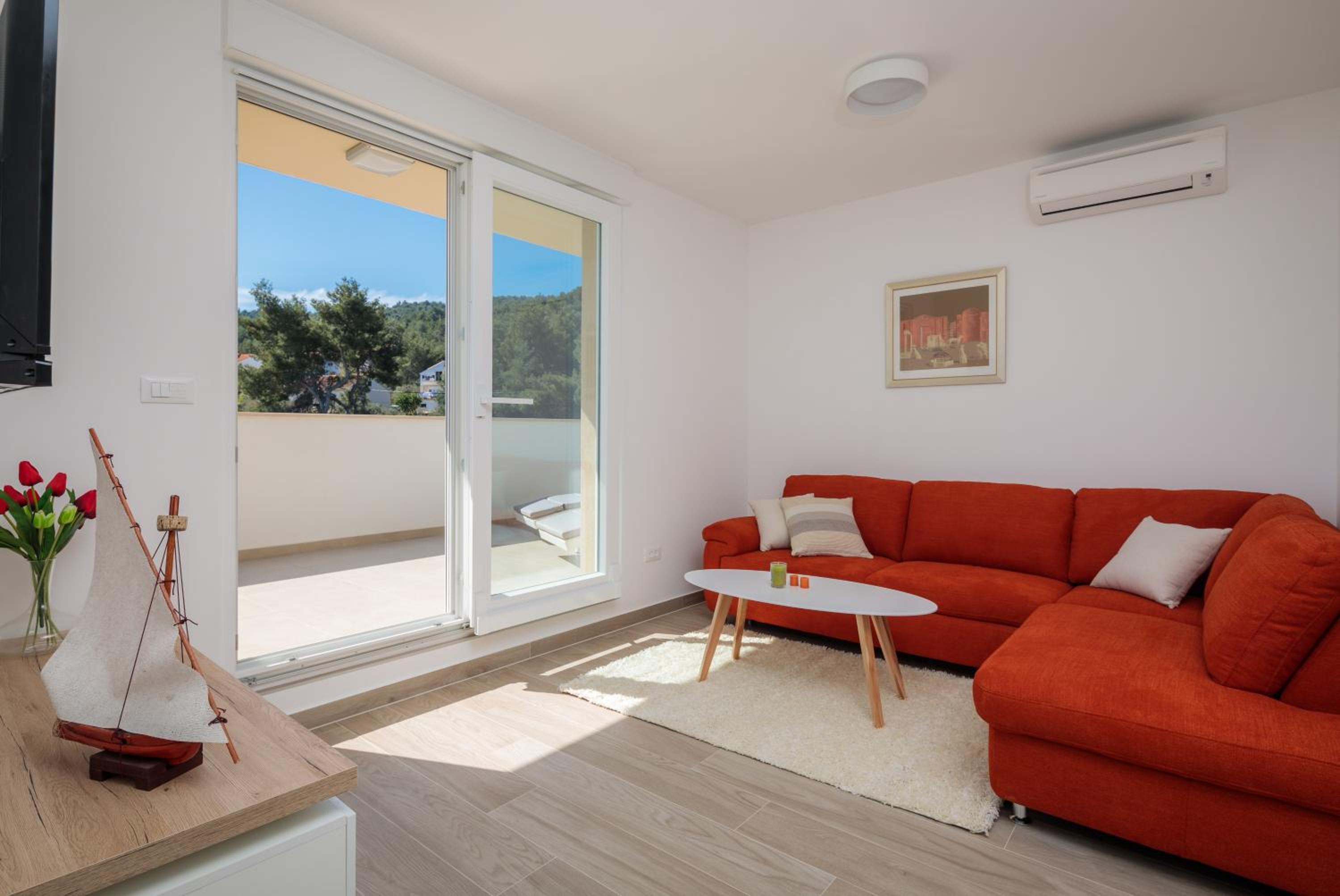 Apartments Alba view 2