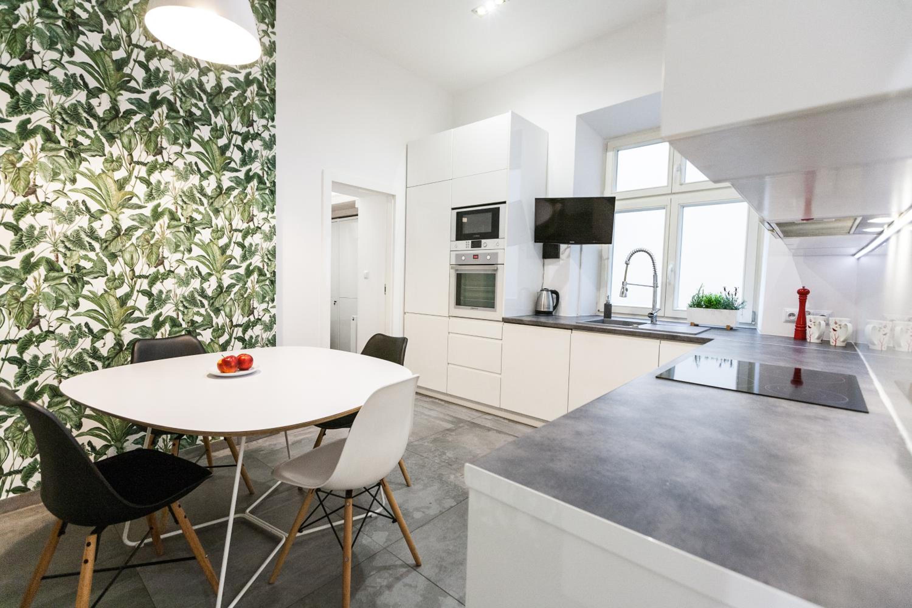 Vintage Tomasza Apartment