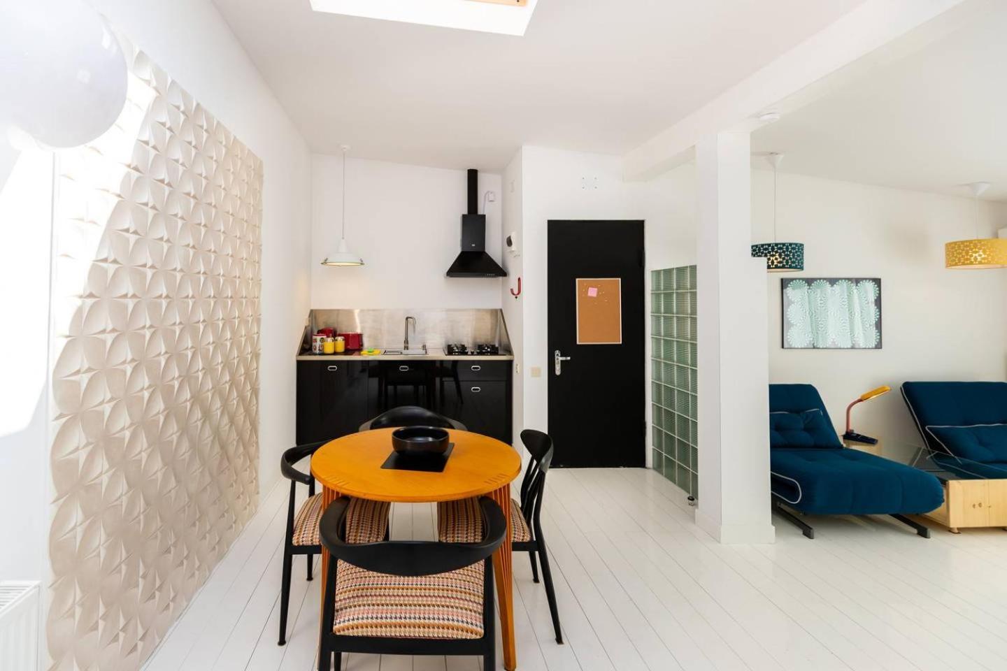 Wehost Apartment With Huge Terrace