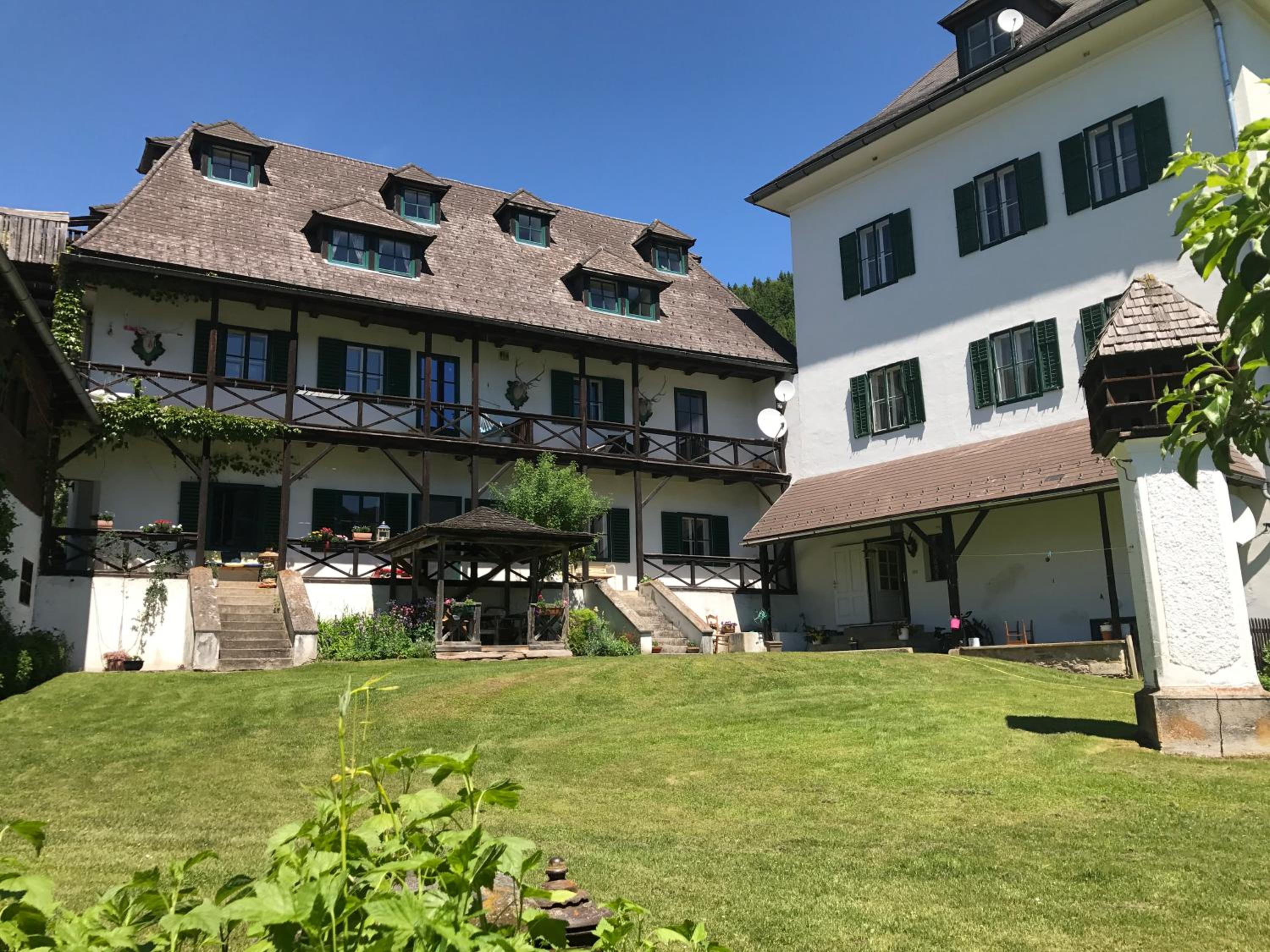 Schloss Gstatt