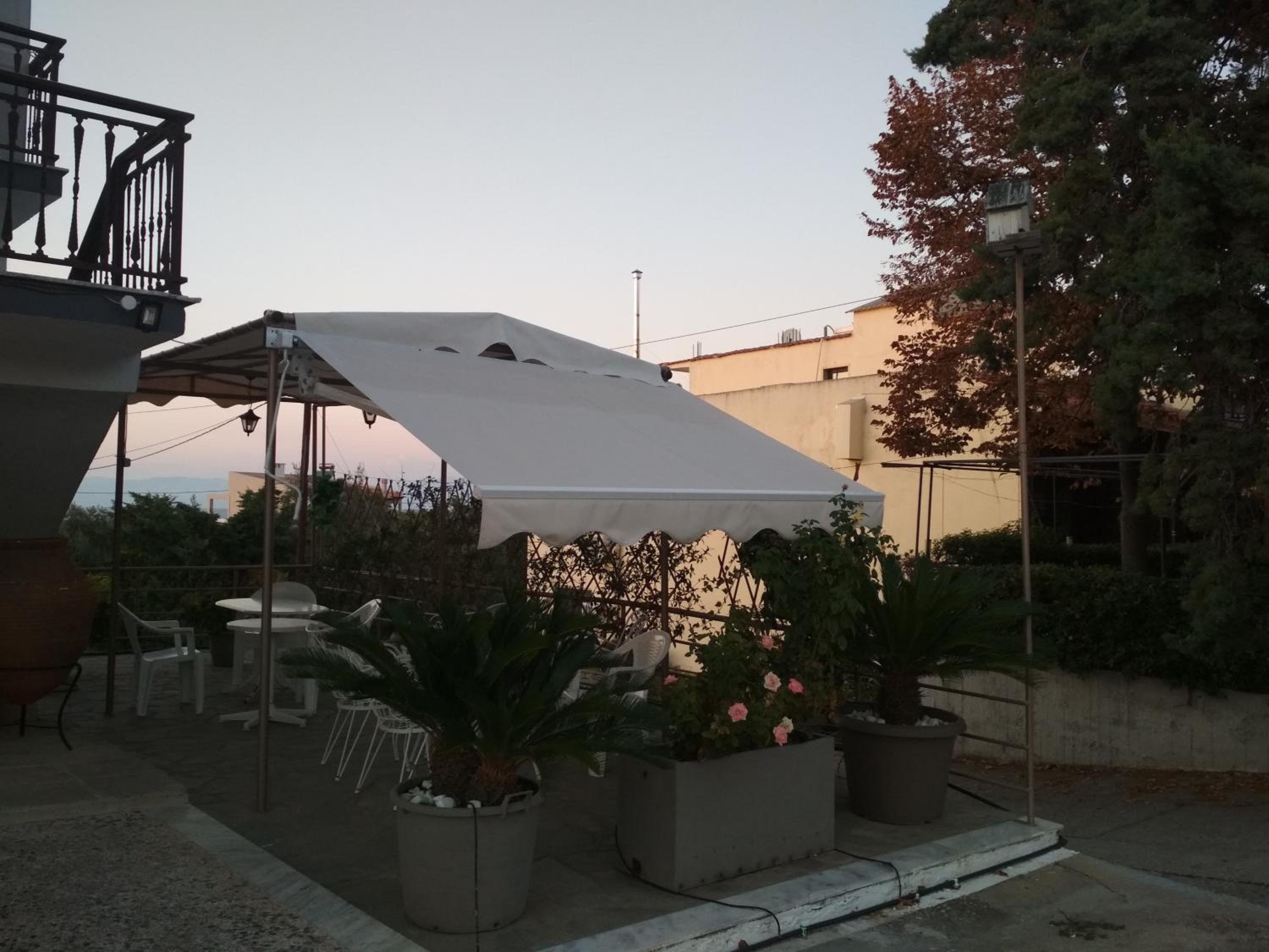 Sotiras Rooms