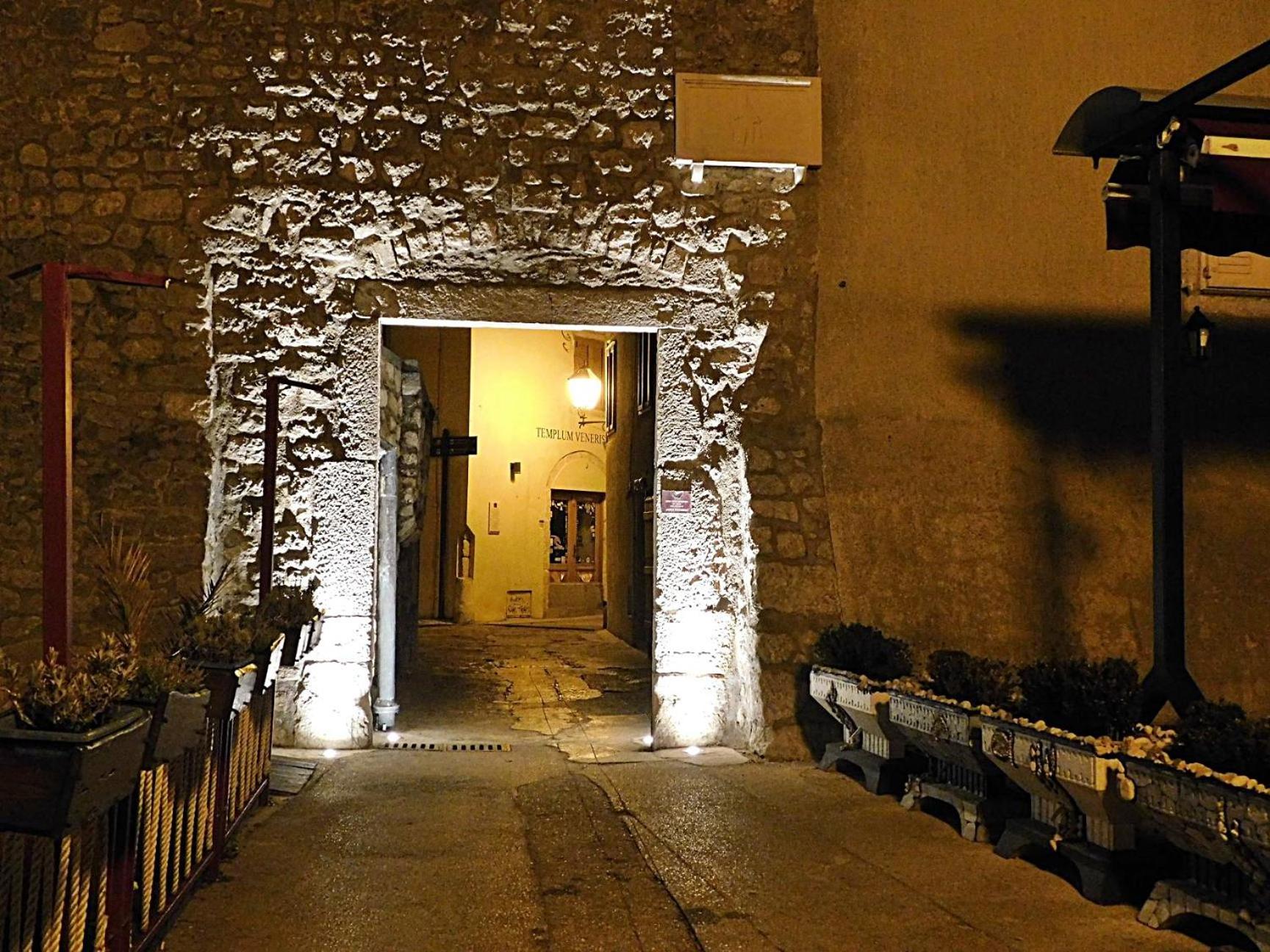 Photo 17
