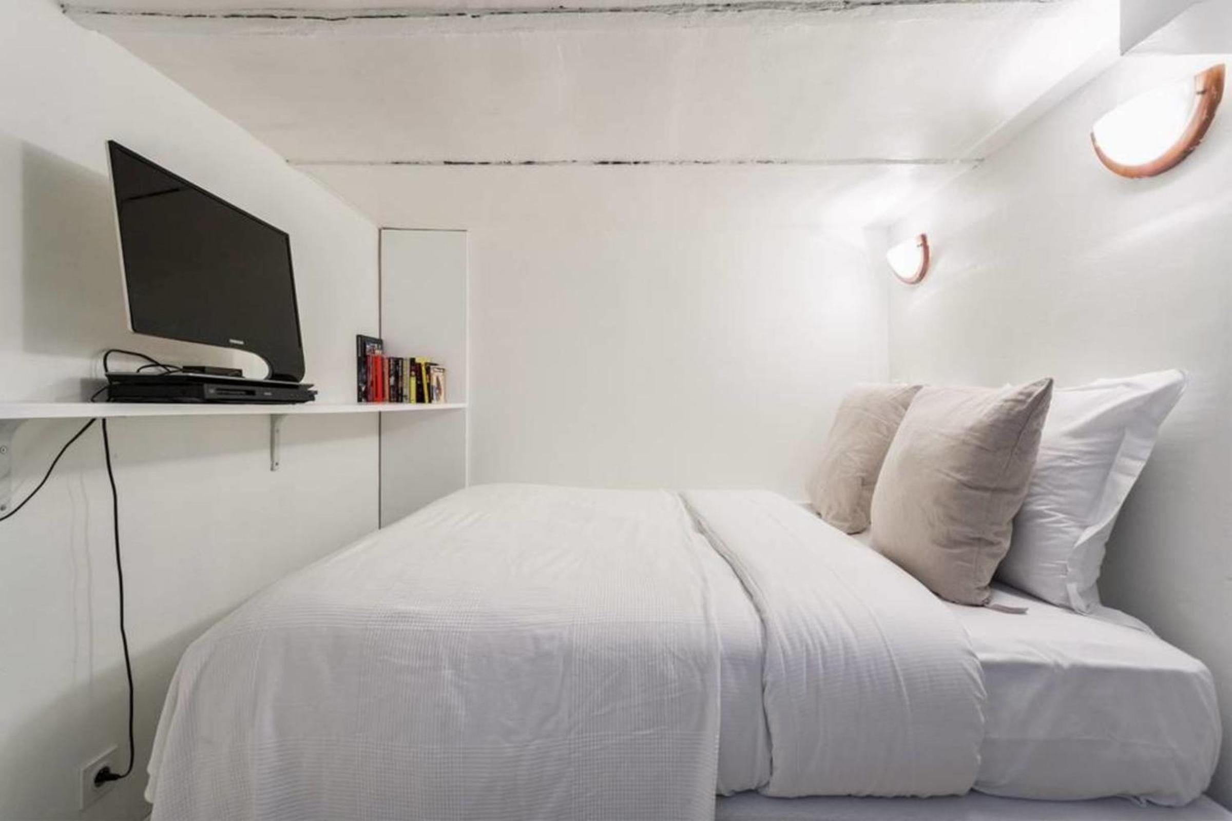 Small Is Beautiful Ideally Located Sleeps 4