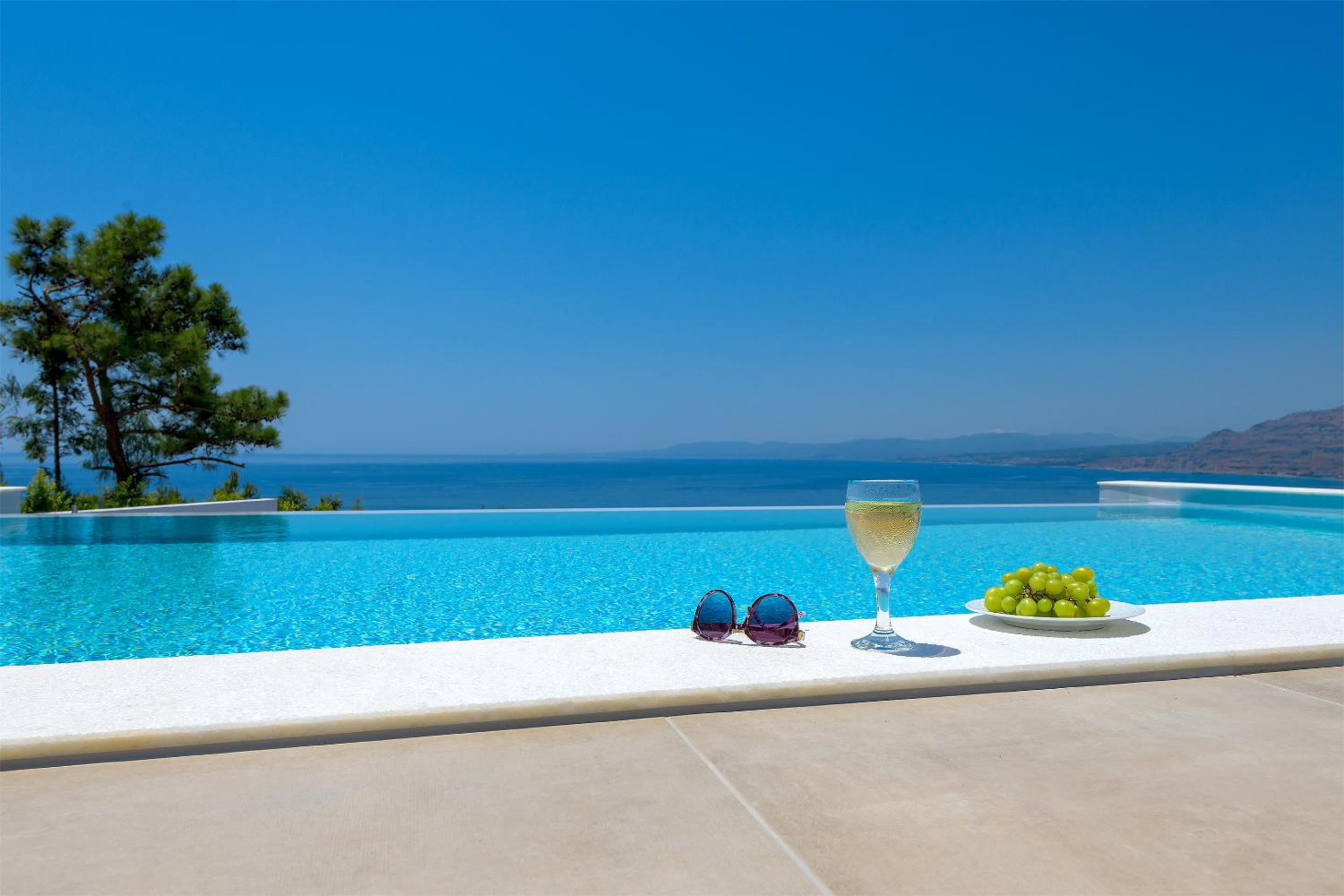 Villa Dione in Pefkos, Lindos area