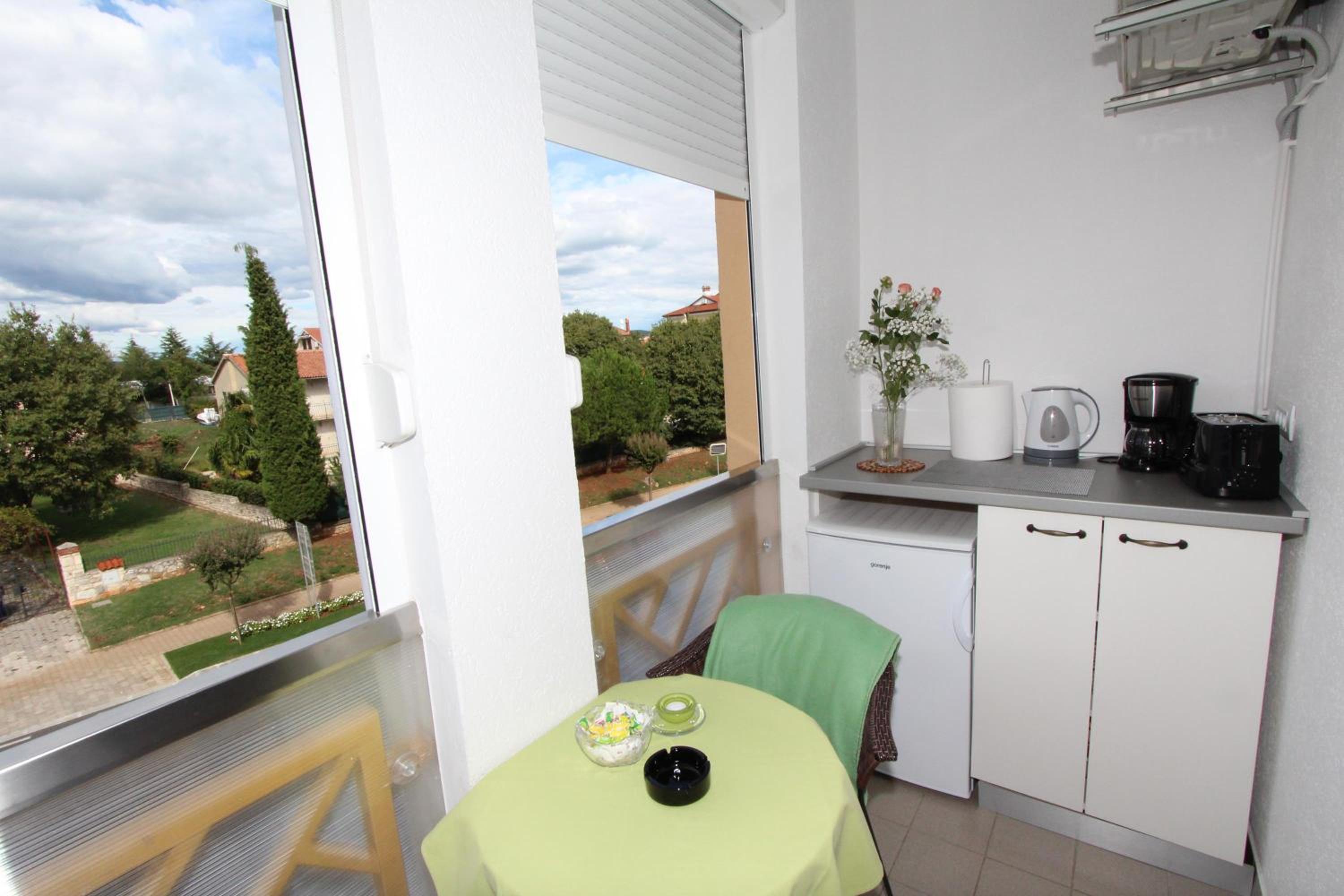 Room Roma view 4