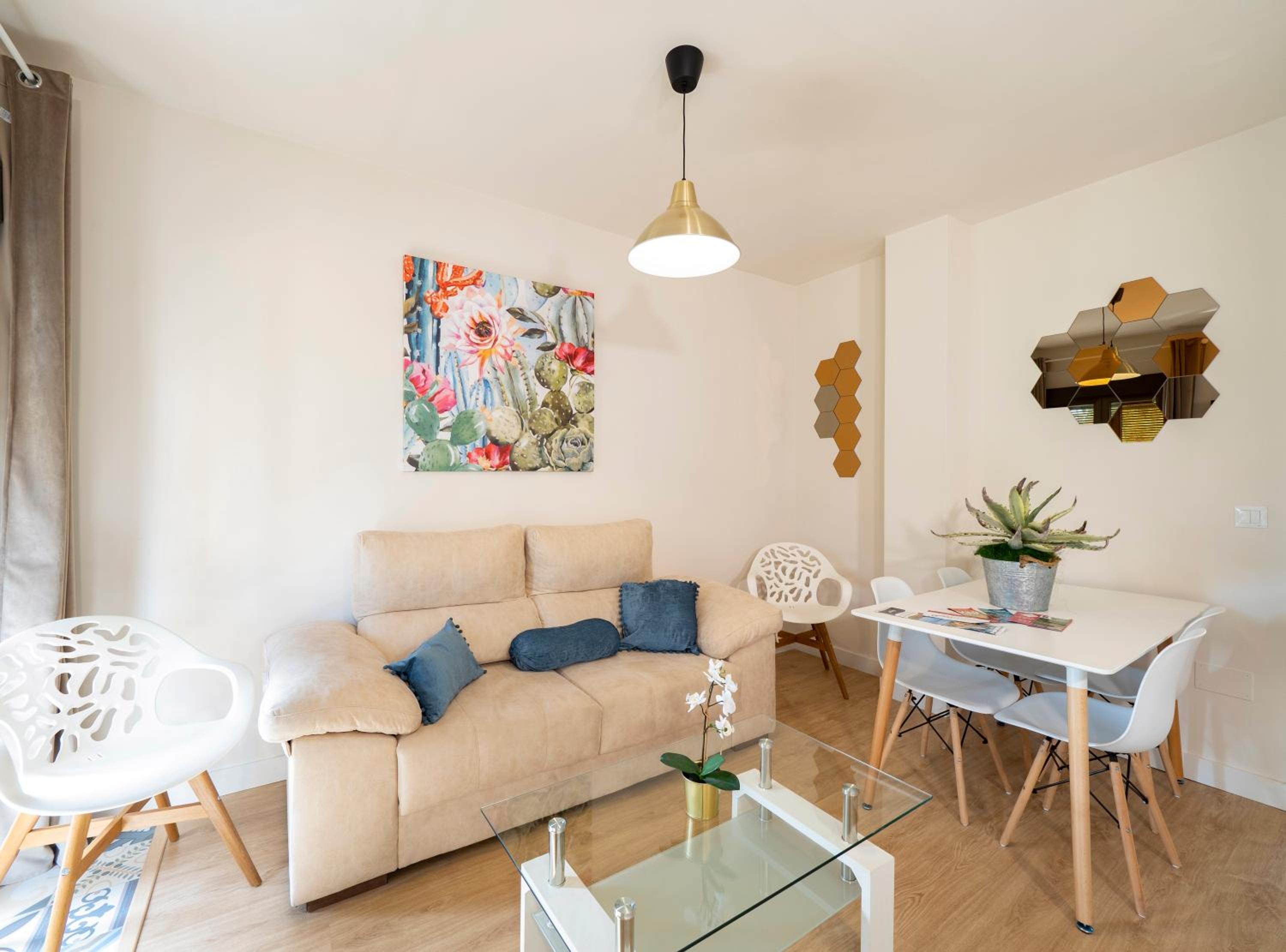 Hotel Apartamento Consistorial - Image 1