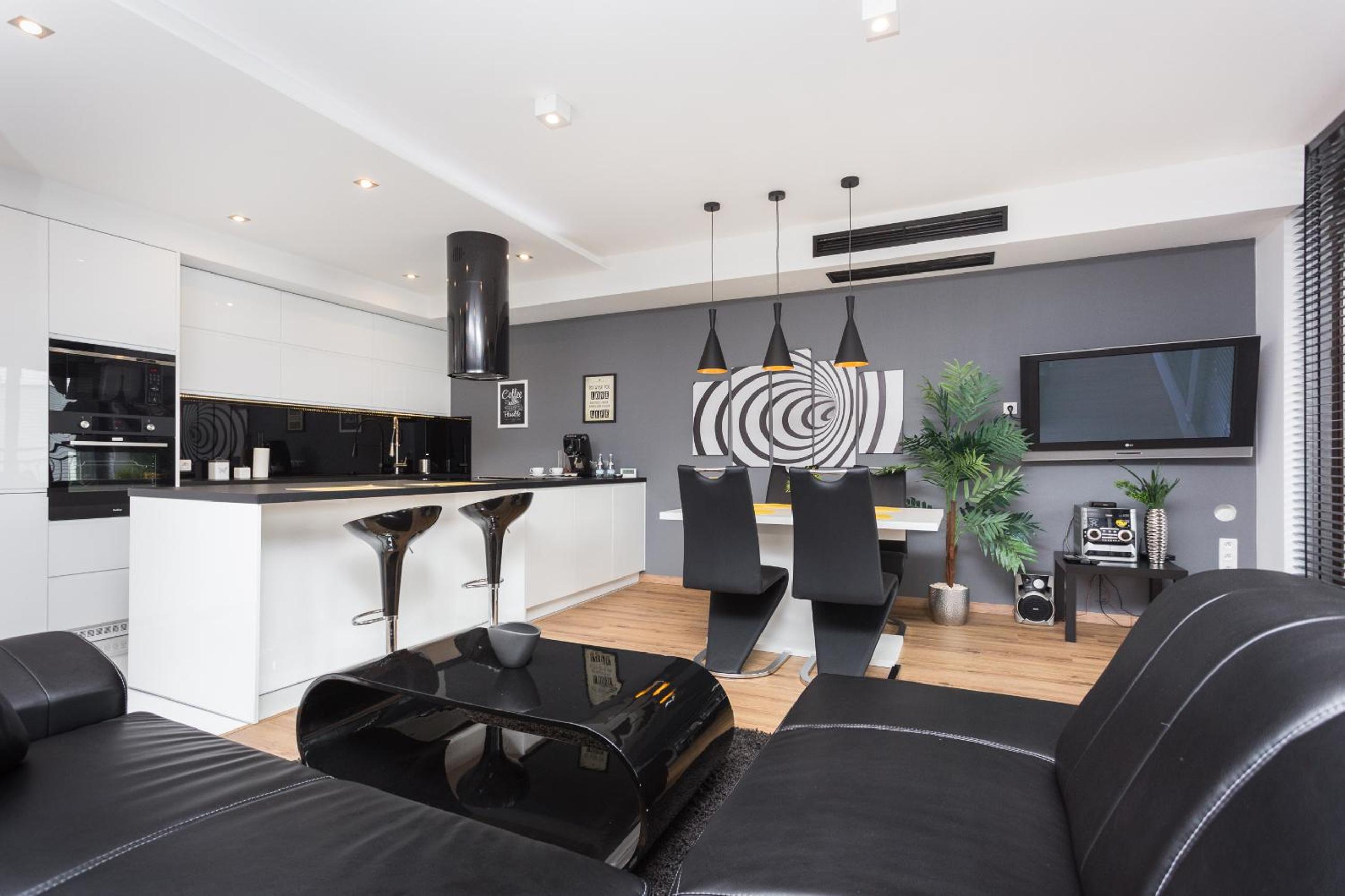 InPoint Downtown Large Apartments near Market Square & Kazimierz