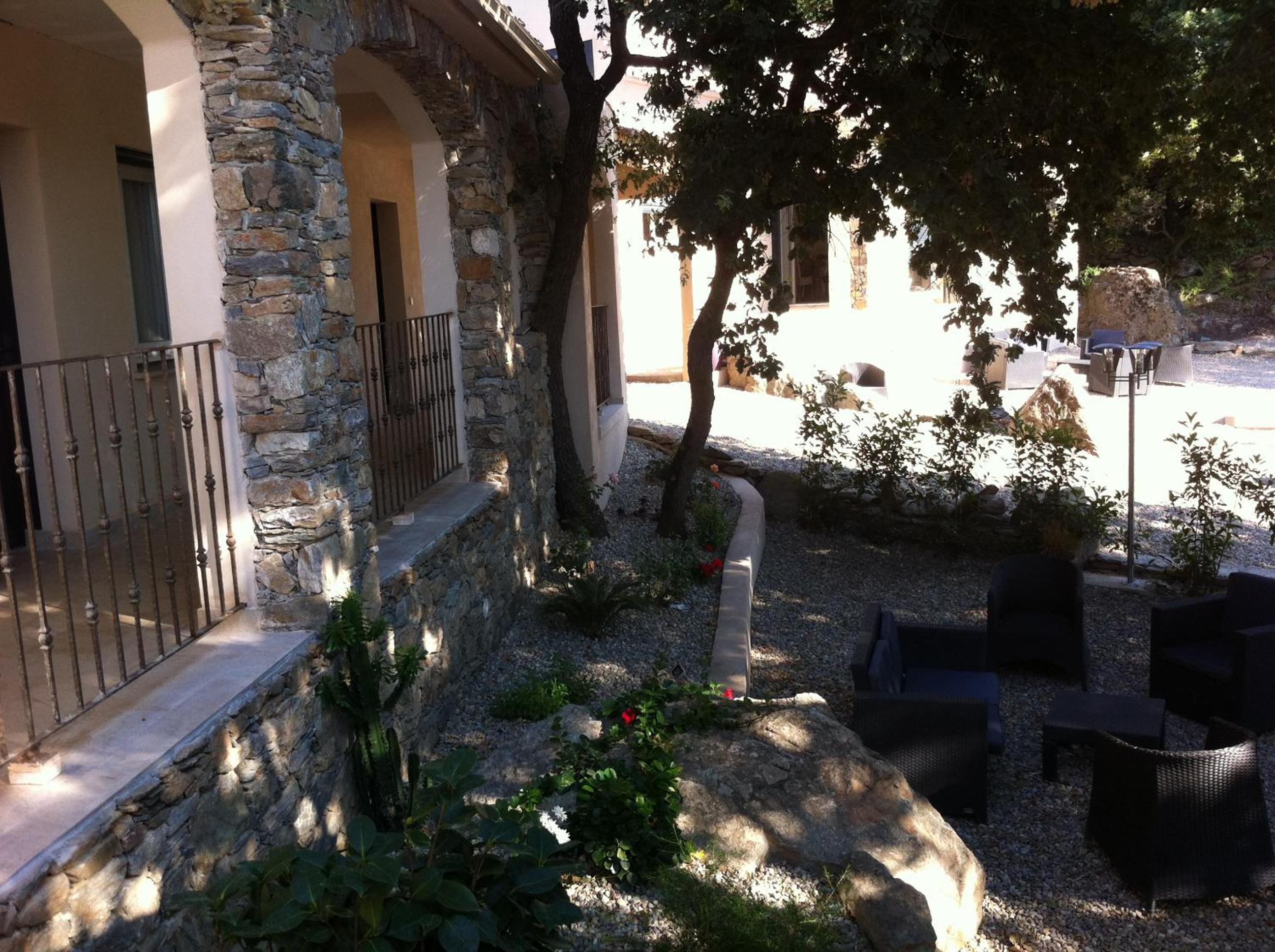 Photo 37