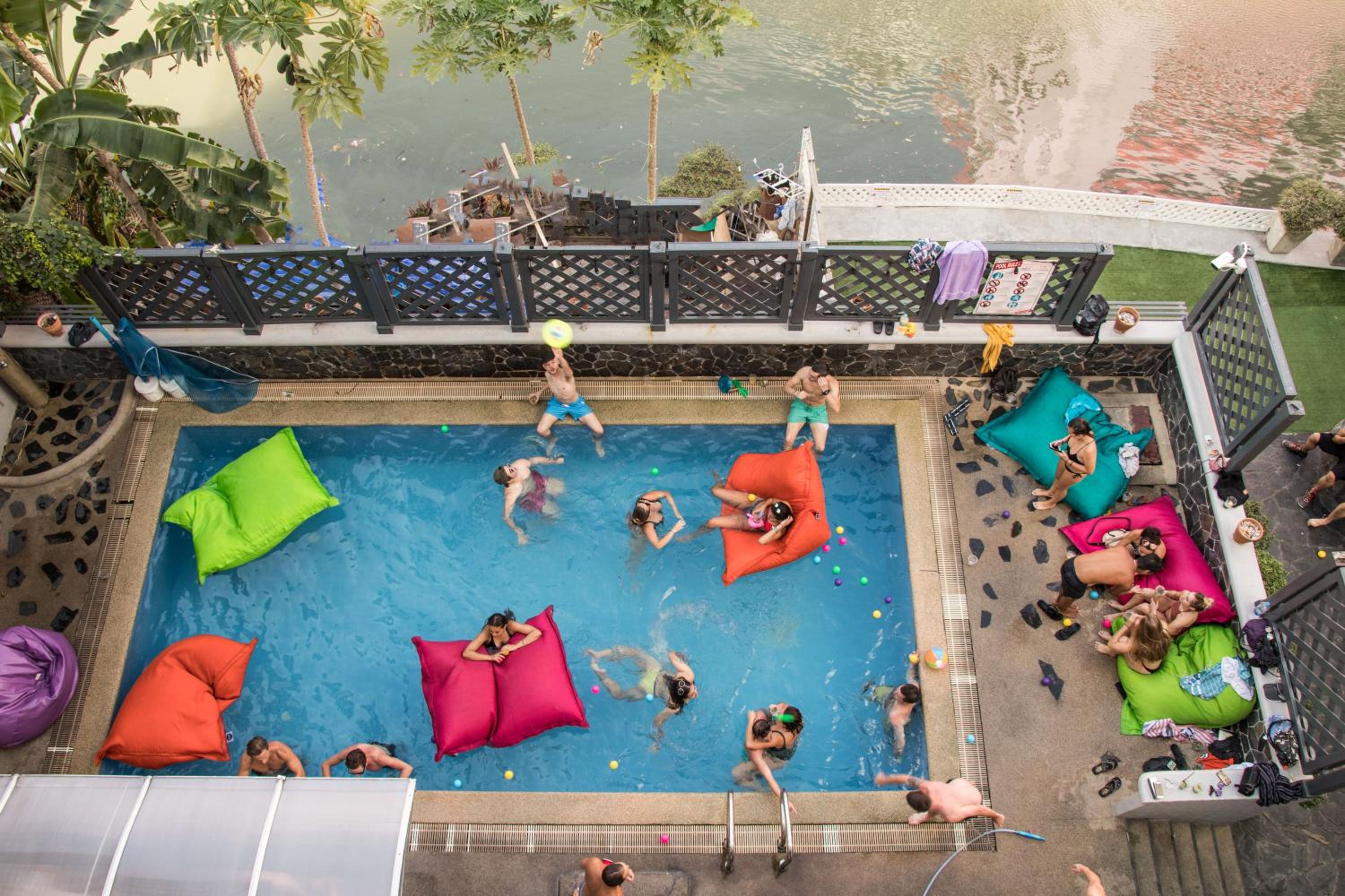 Mad Monkey Bangkok Hostel - Adults Only 6