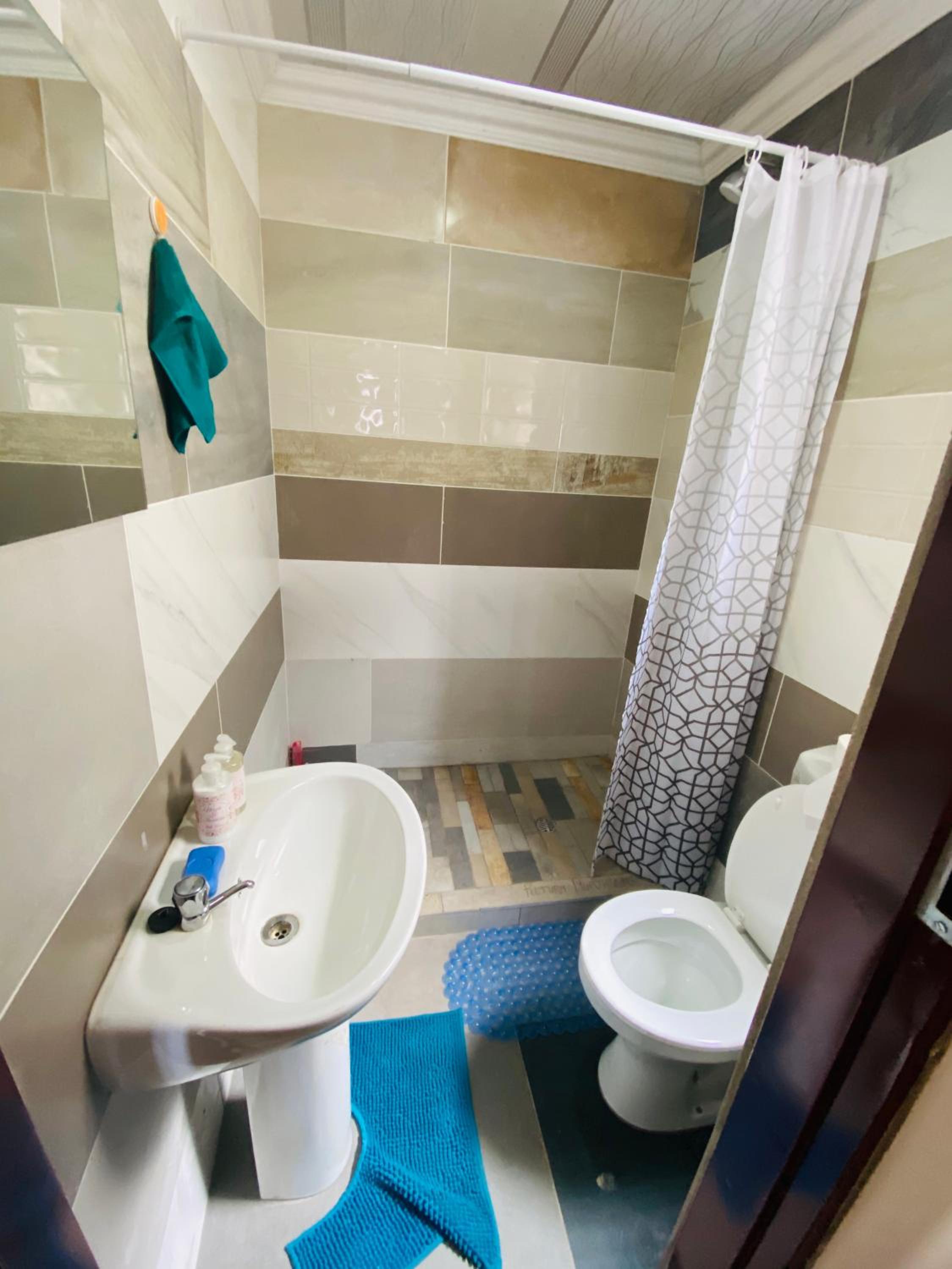 Ext4 Guest house