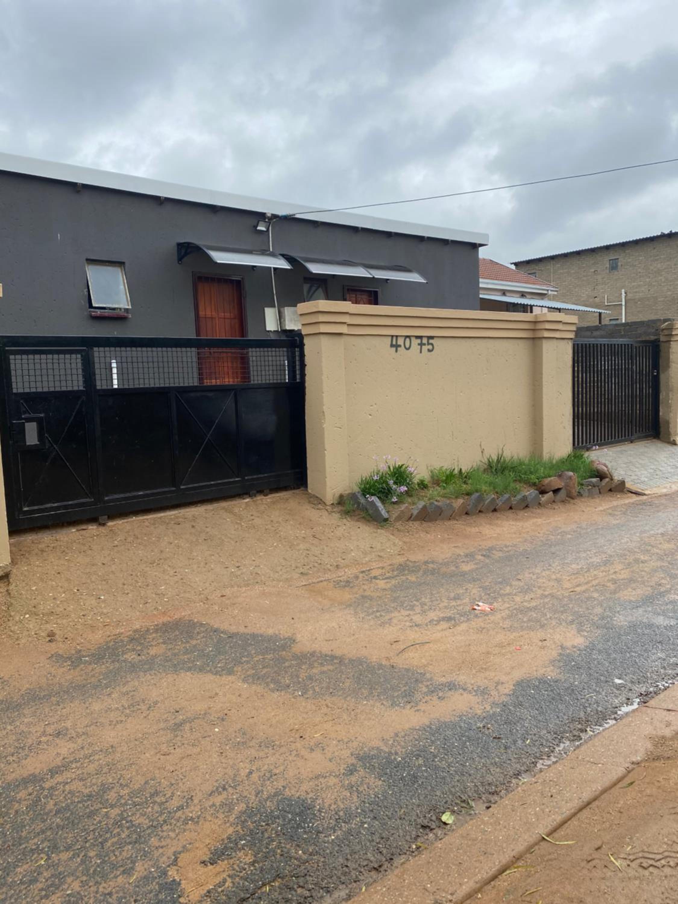 Ext4 Guest house