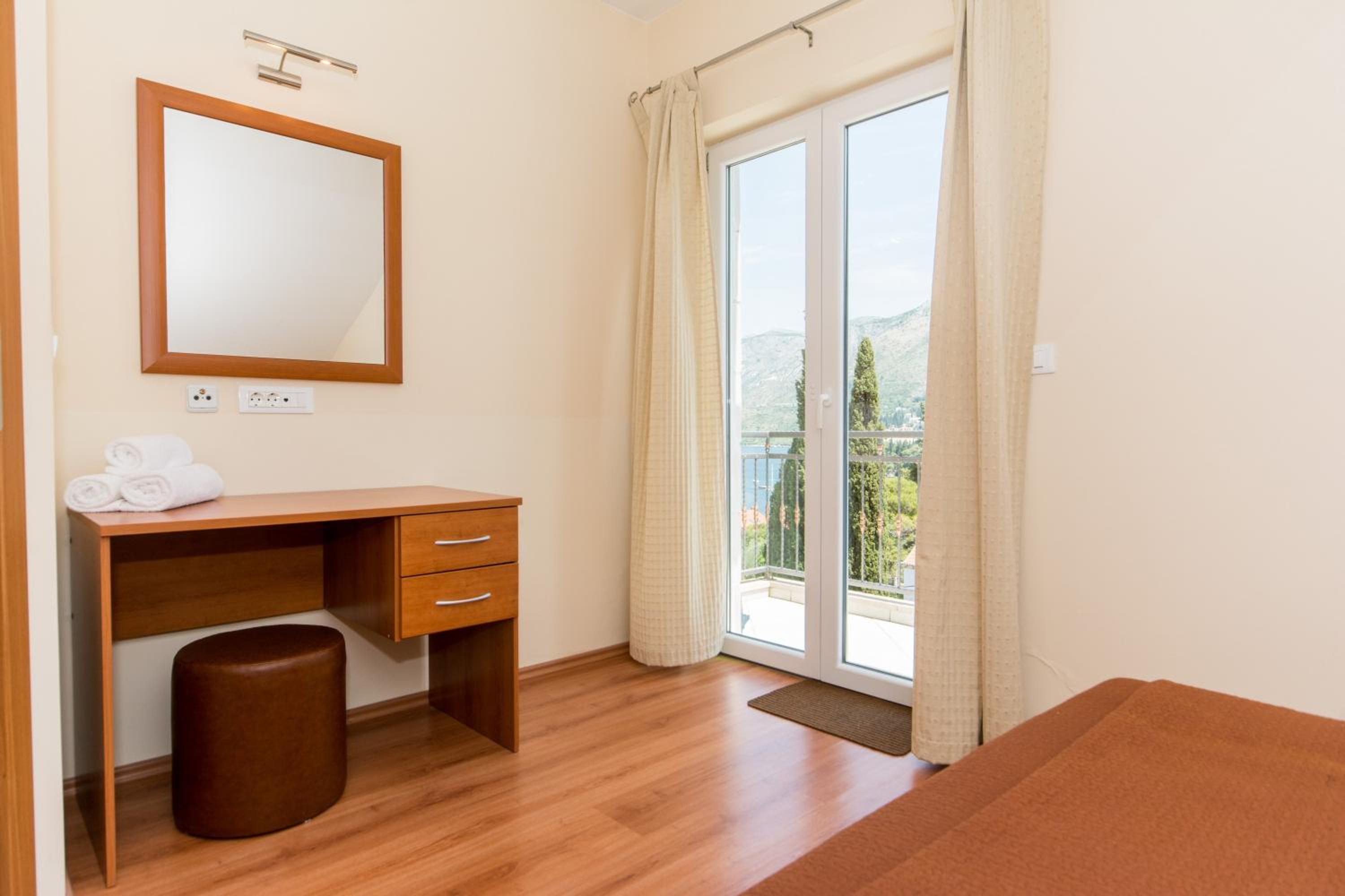 Apartments Dadic
