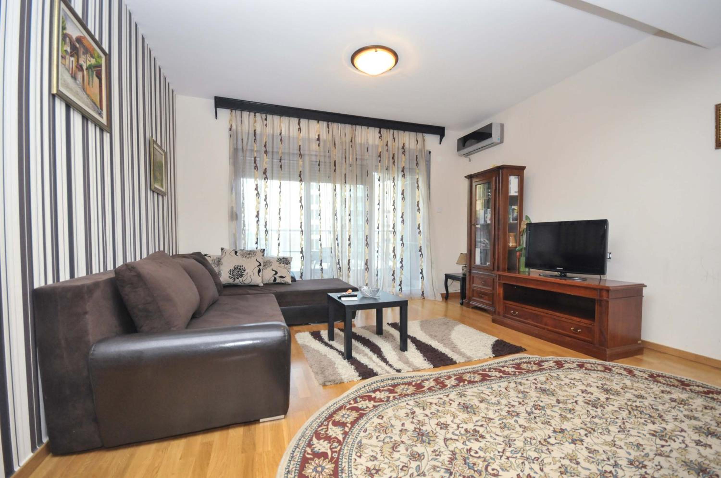 City Montesun Apartments 2 view 3