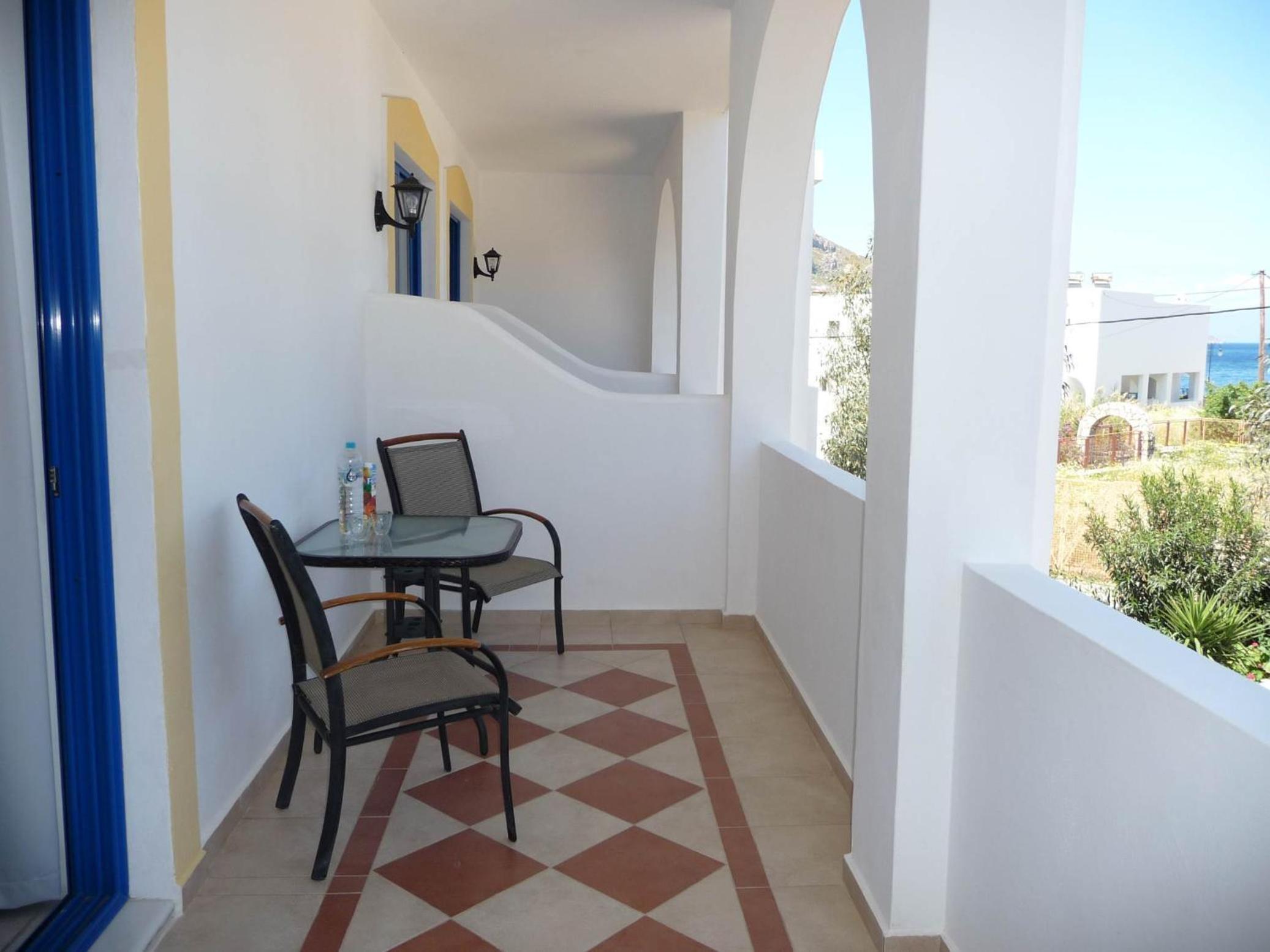 Irinoula Apartments