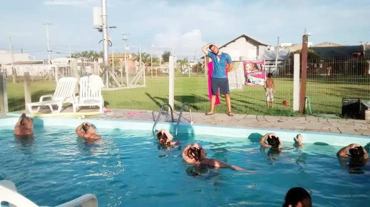 swimming pool