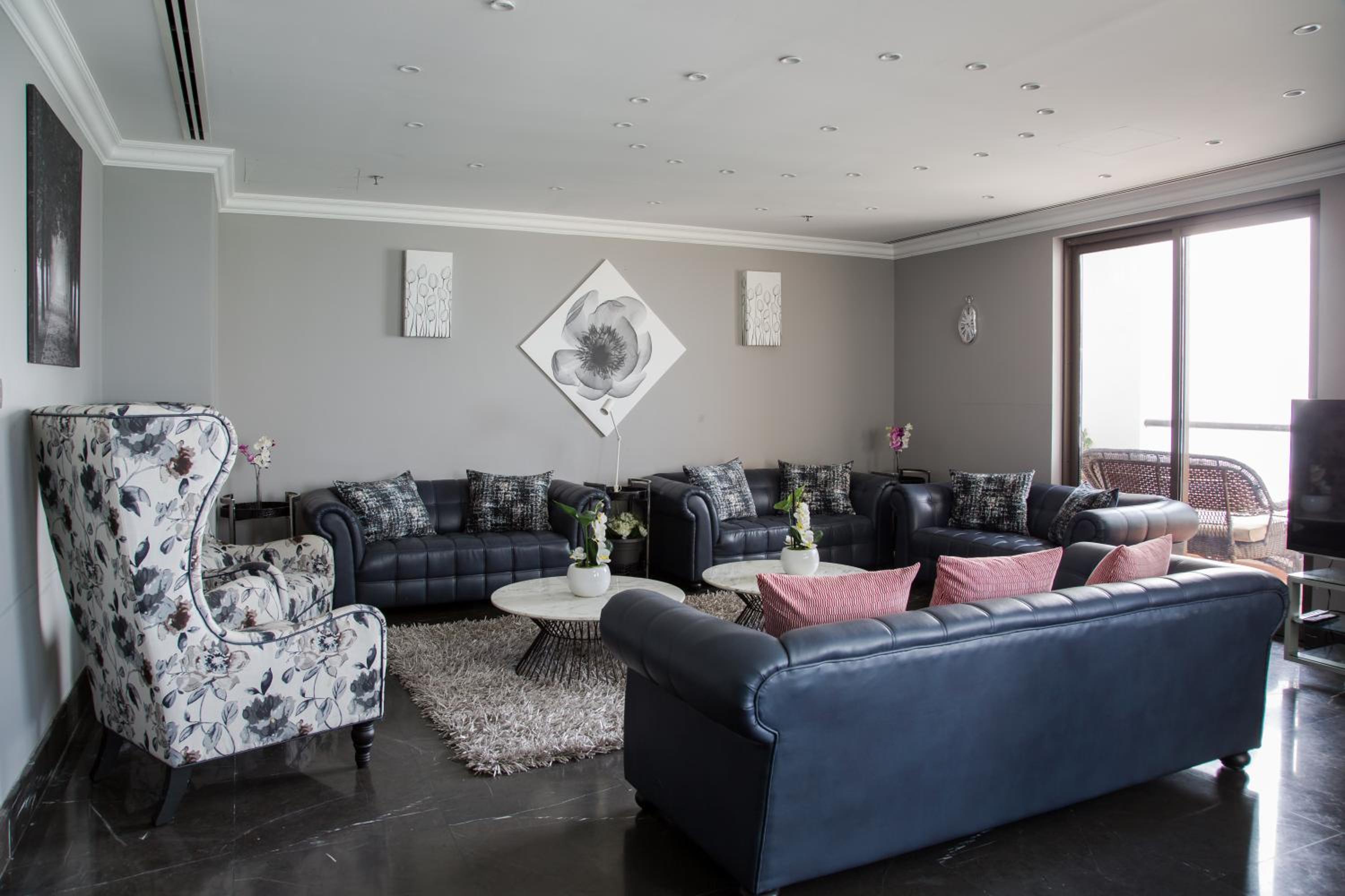 HiGuests - Unique Duplex Penthouse in JBR with Sea Views