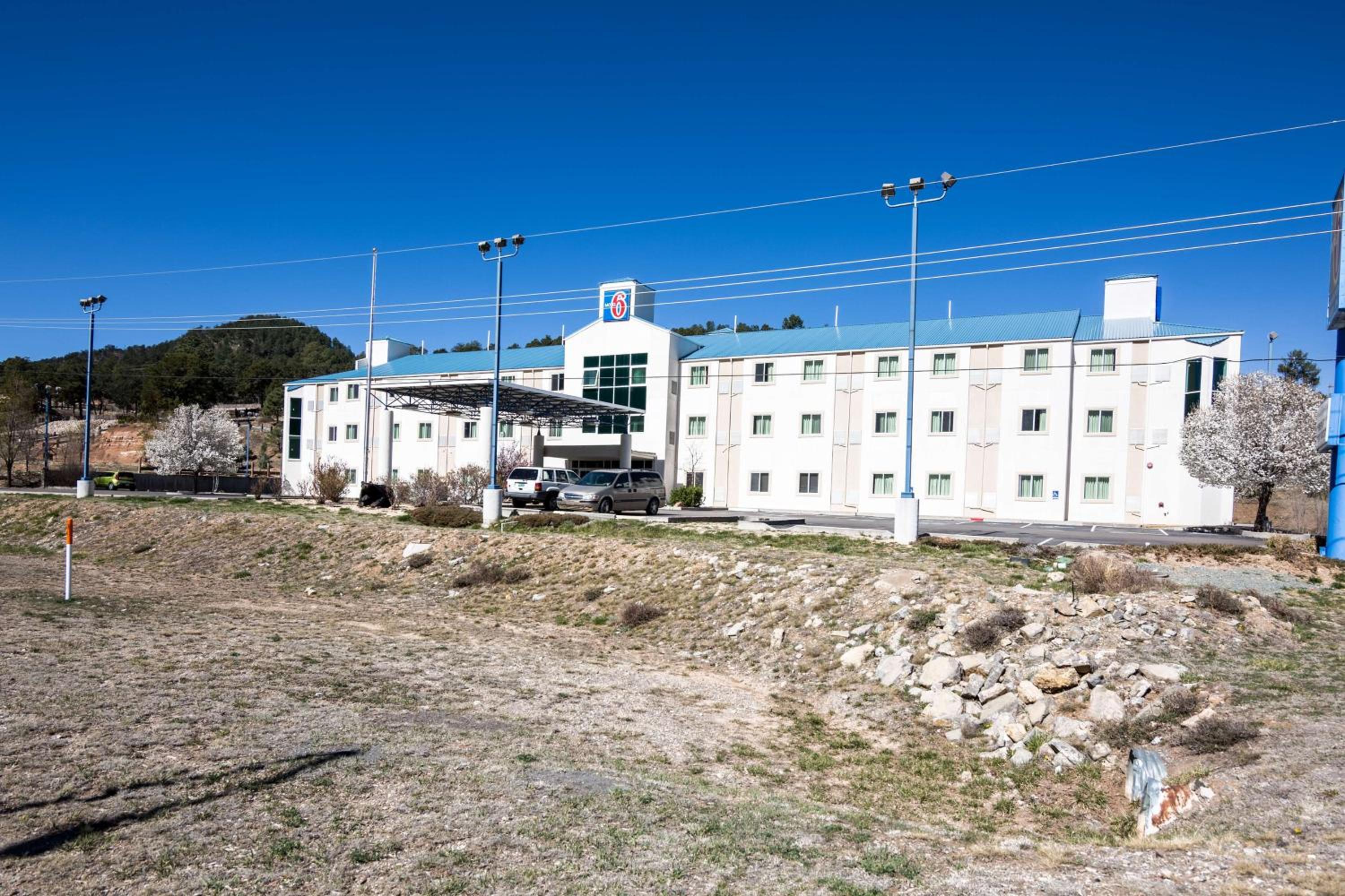 Hotel Motel 6-Ruidoso, NM - Image 1