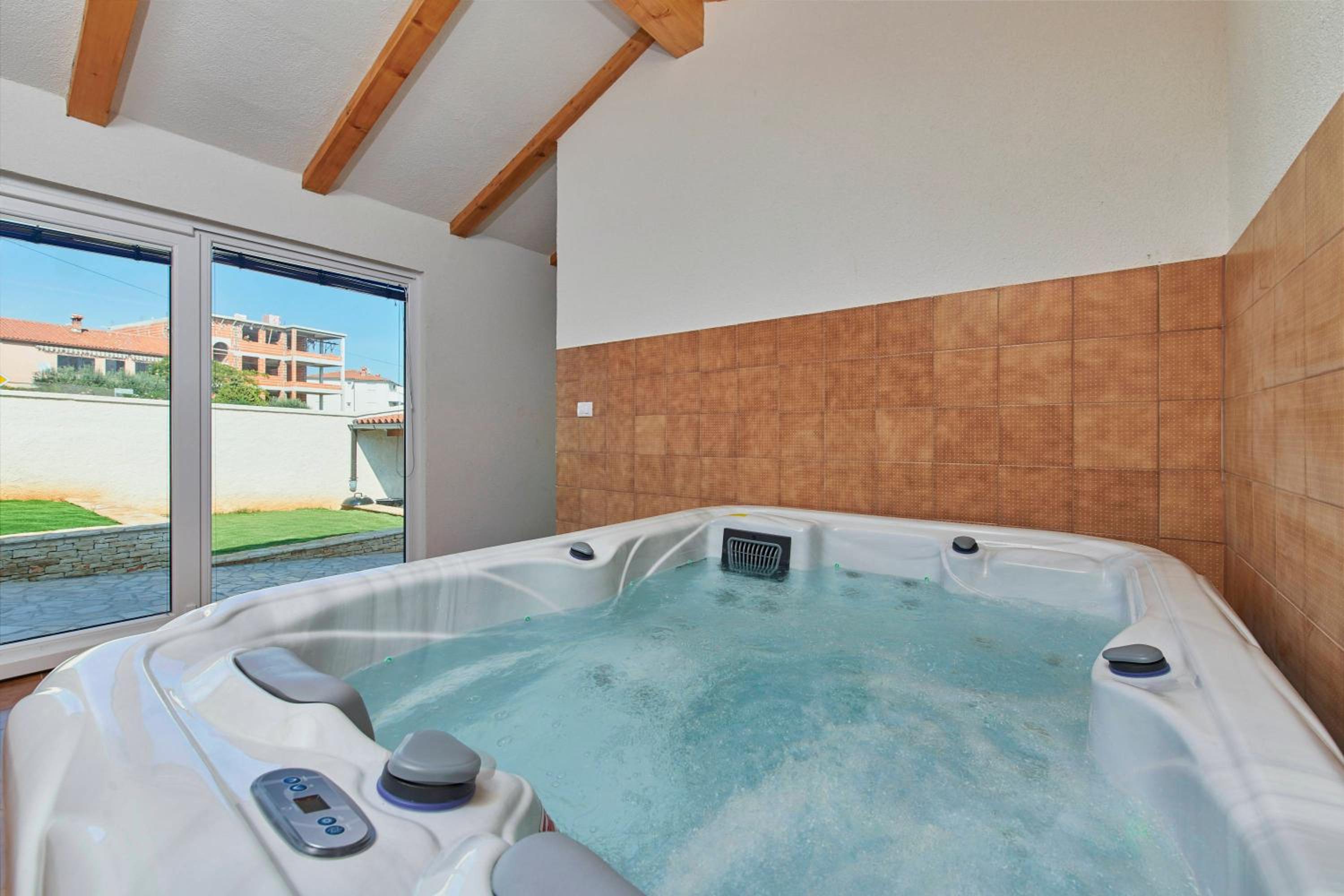 Old stone Villa with whirlpool and sauna