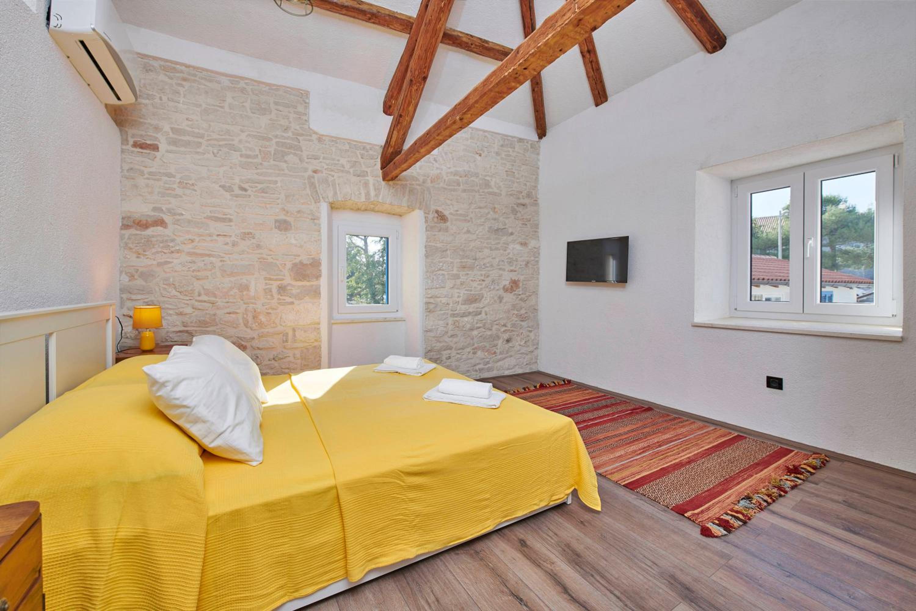 Old stone Villa with whirlpool and sauna
