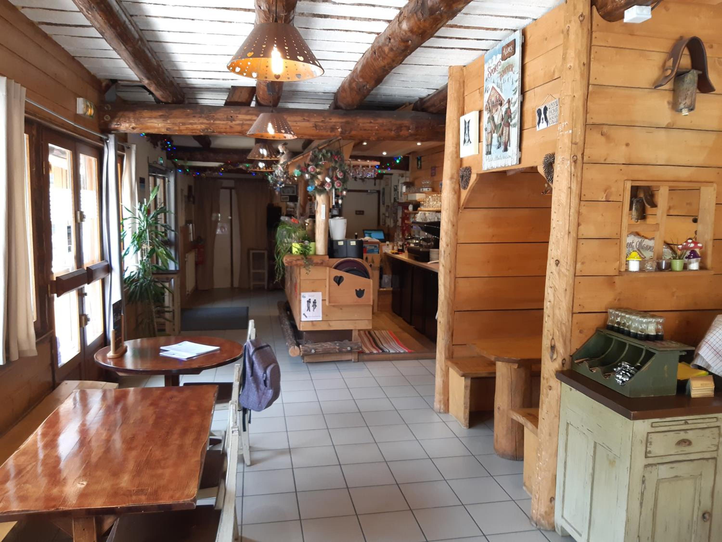 restaurant