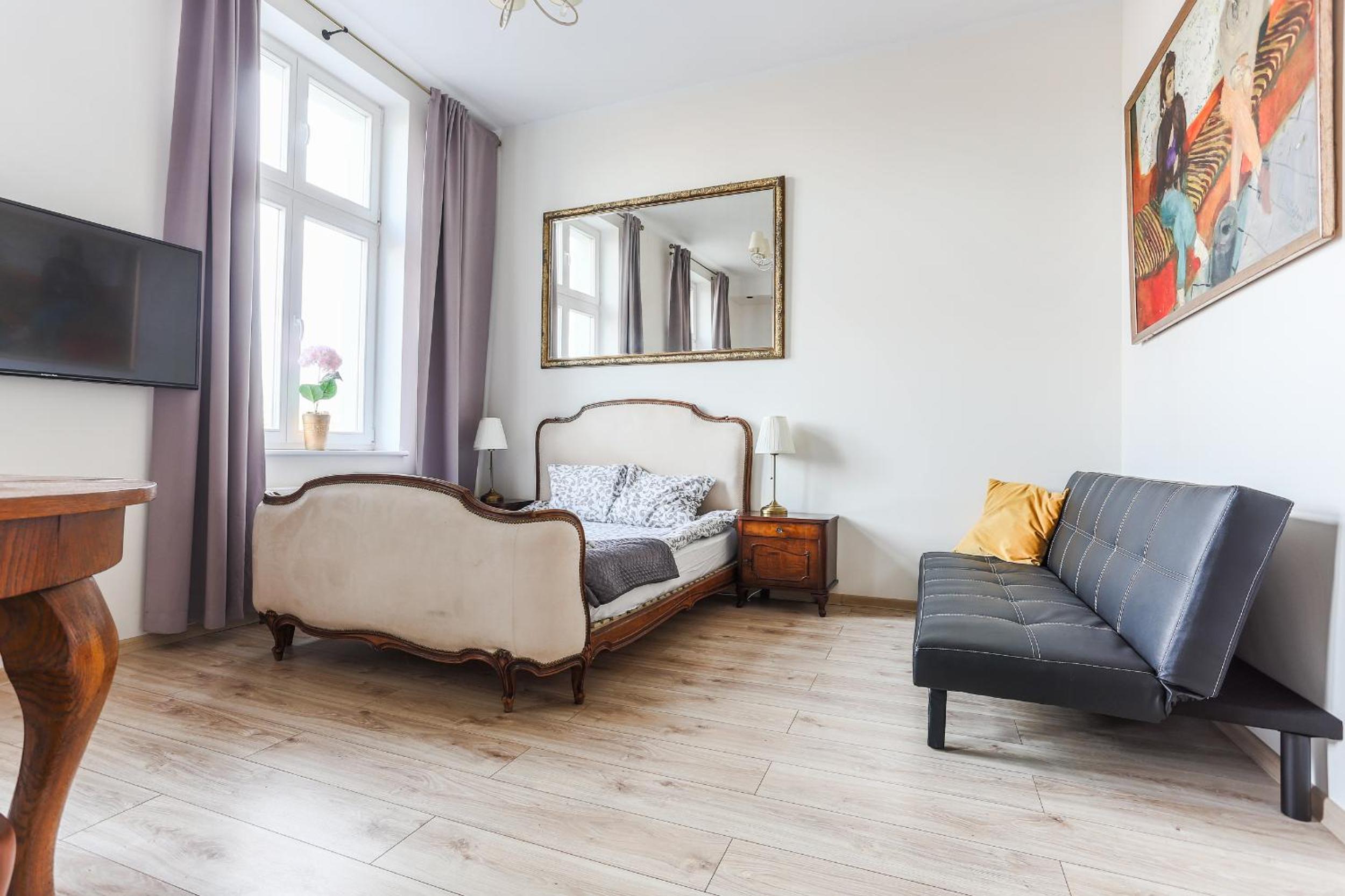 SunHouse Apartment