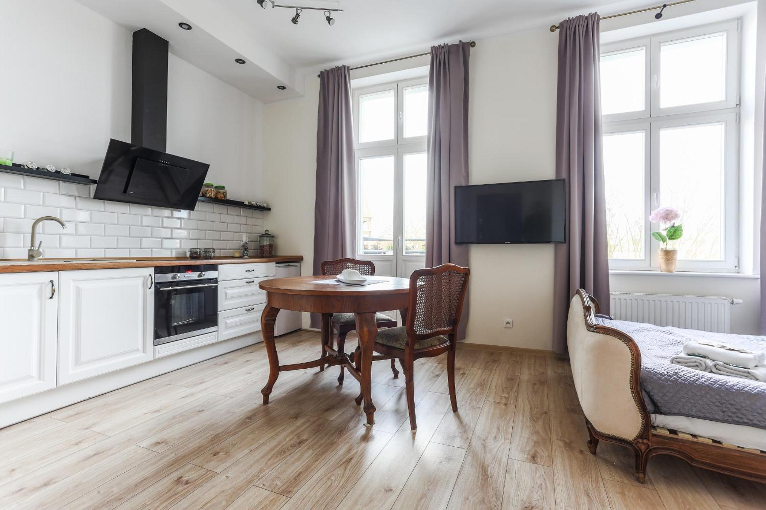 SunHouse Apartment