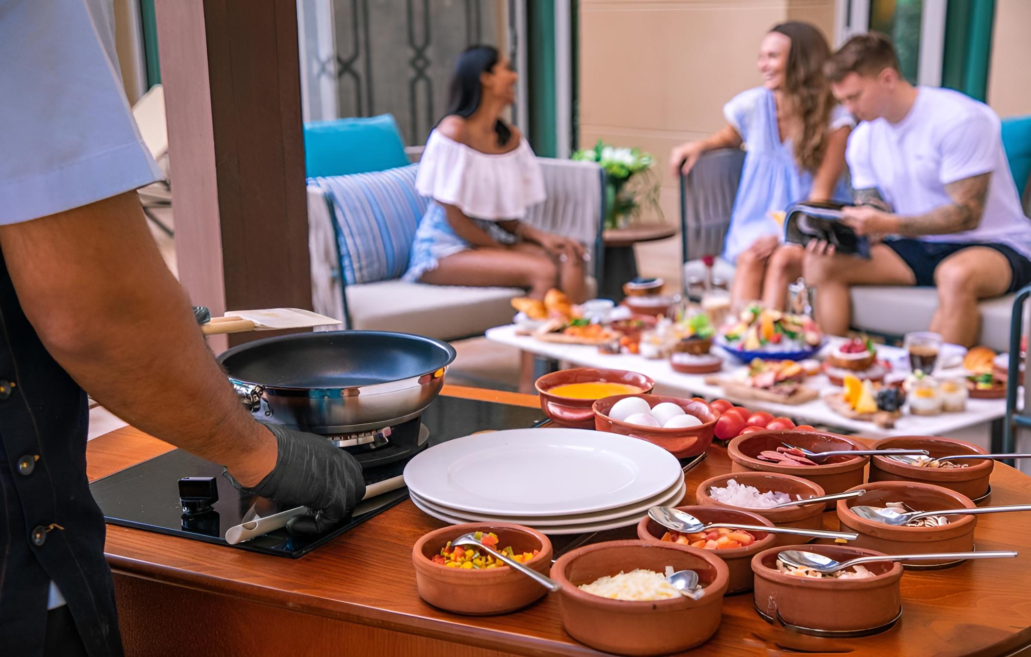 breakfast buffet