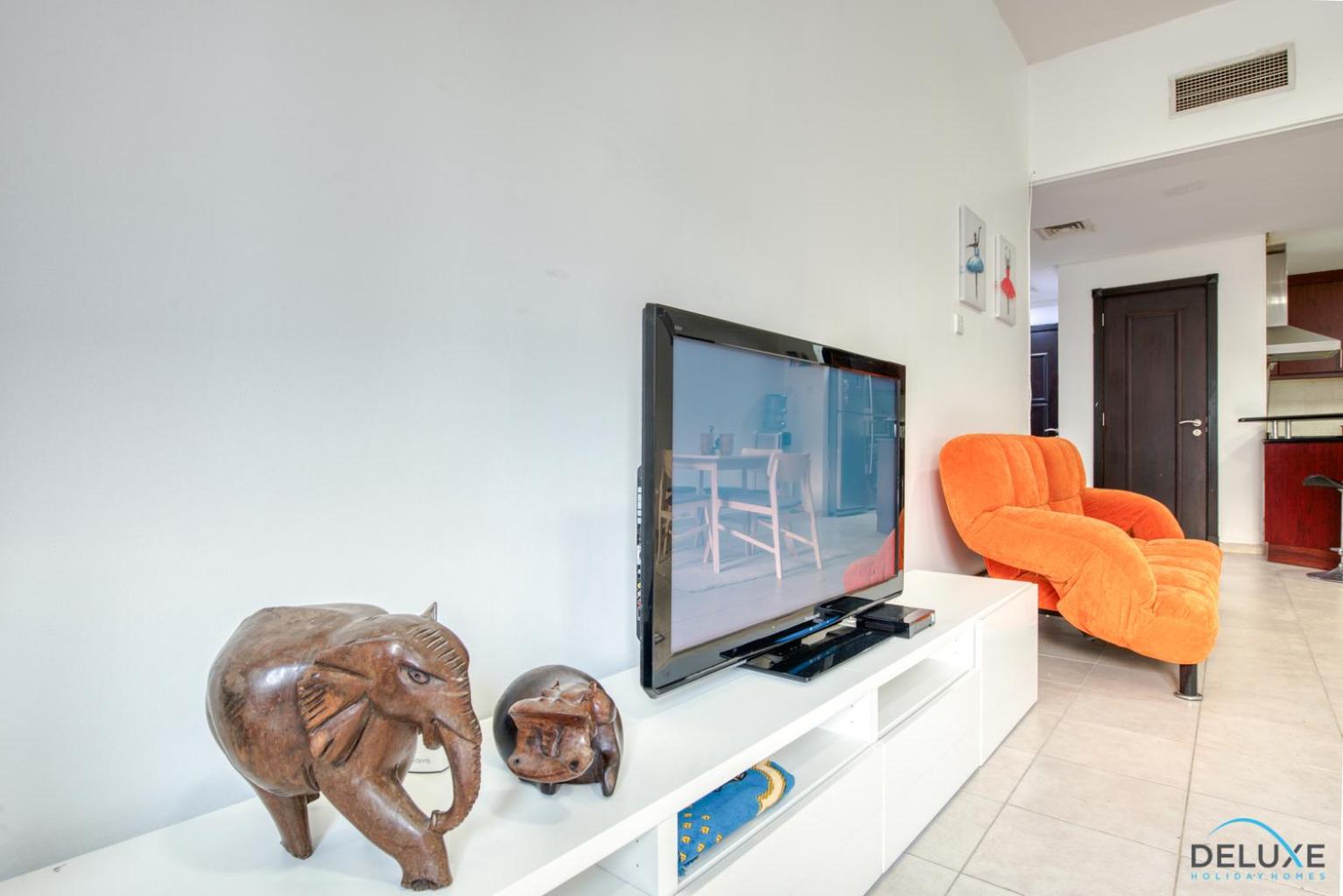 Restful 1BR at Mediterranean Discovery Gardens by Deluxe Holiday Homes