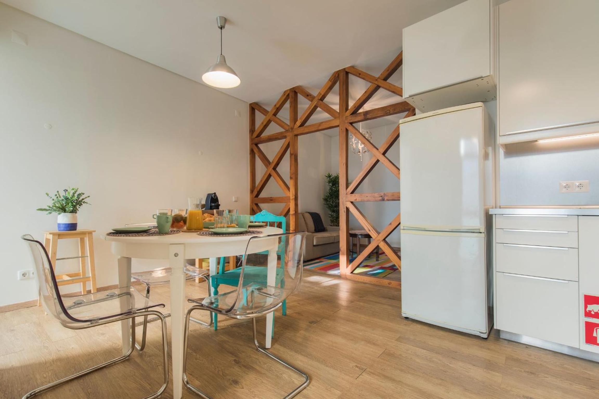 LovelyStay - Peaceful Central Apartment I view 3