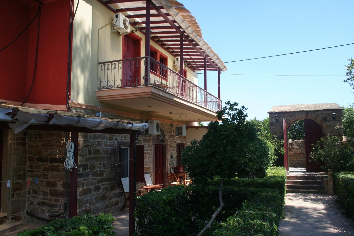 Manganos Apartments