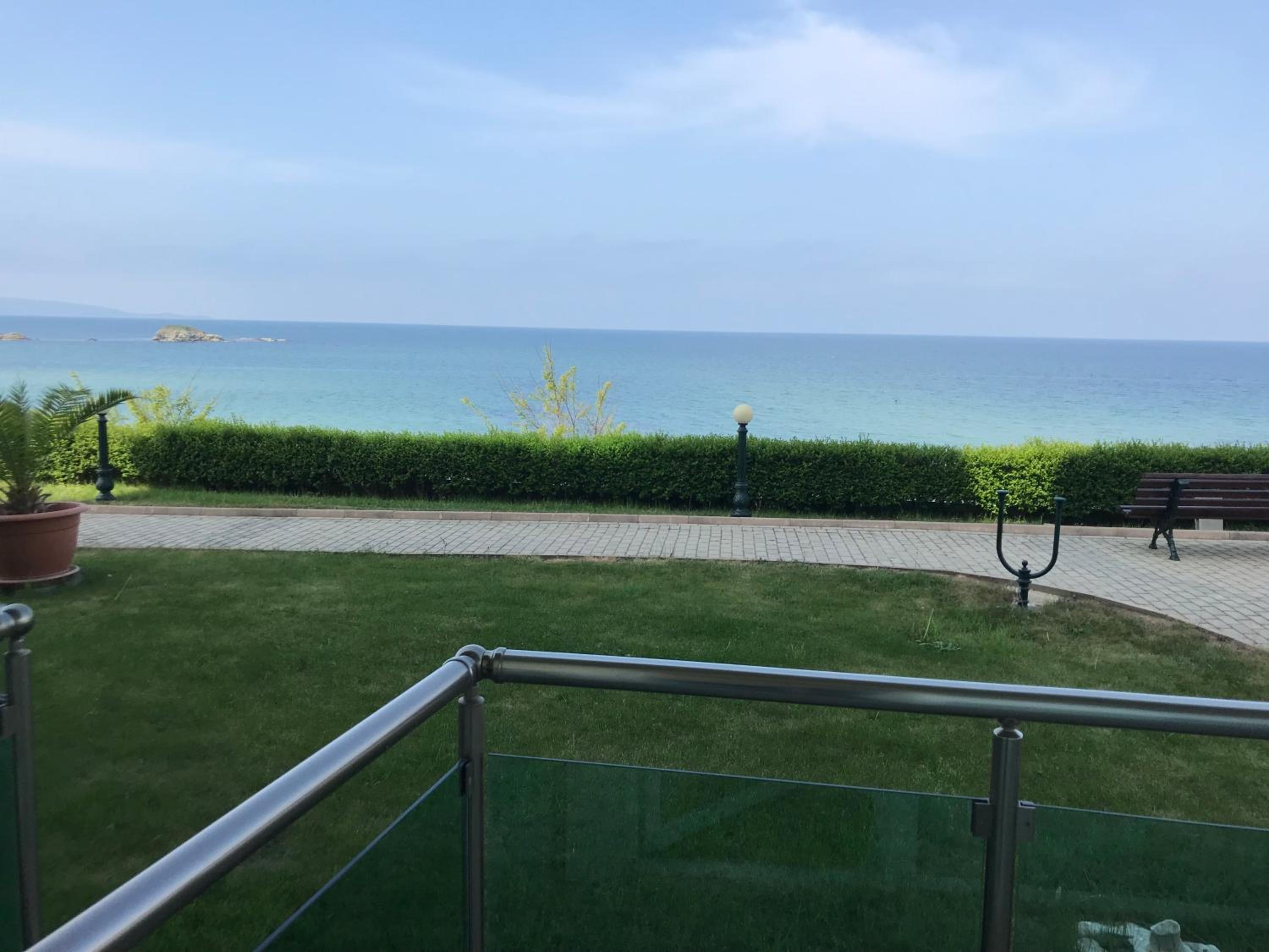 Lozenetz Beach Apartments