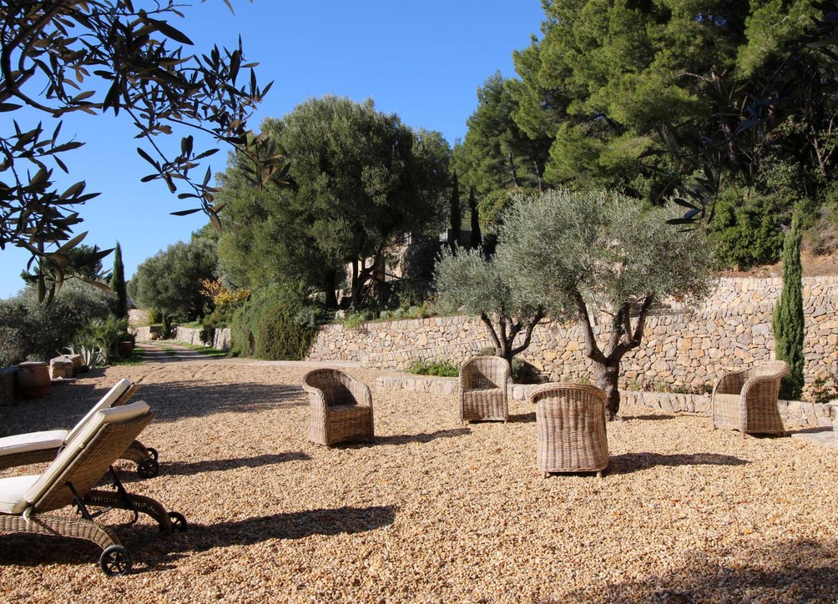 Villa des Oliviers view 4