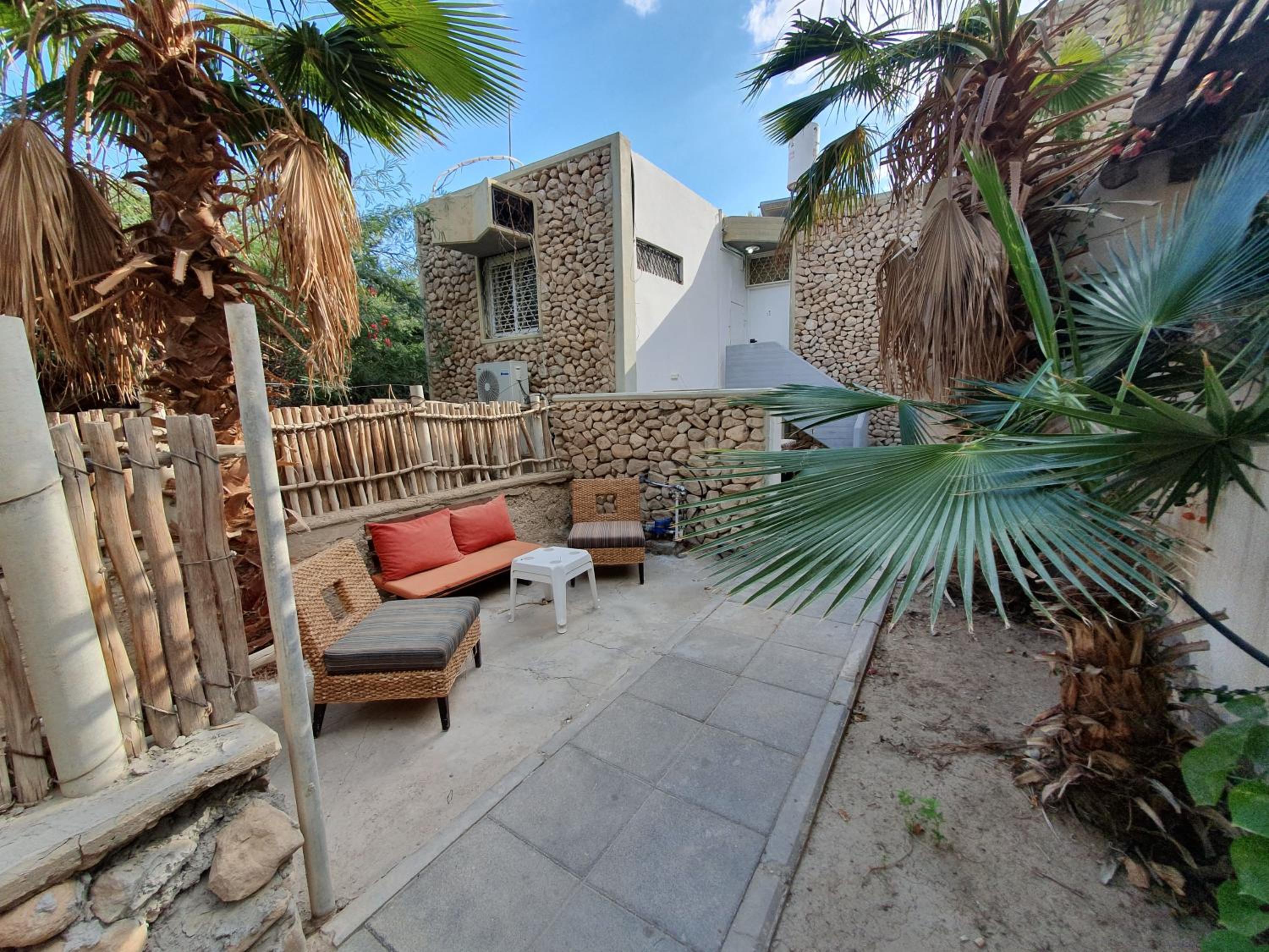 Adam s apartments entrance to Neve Zohar view 5