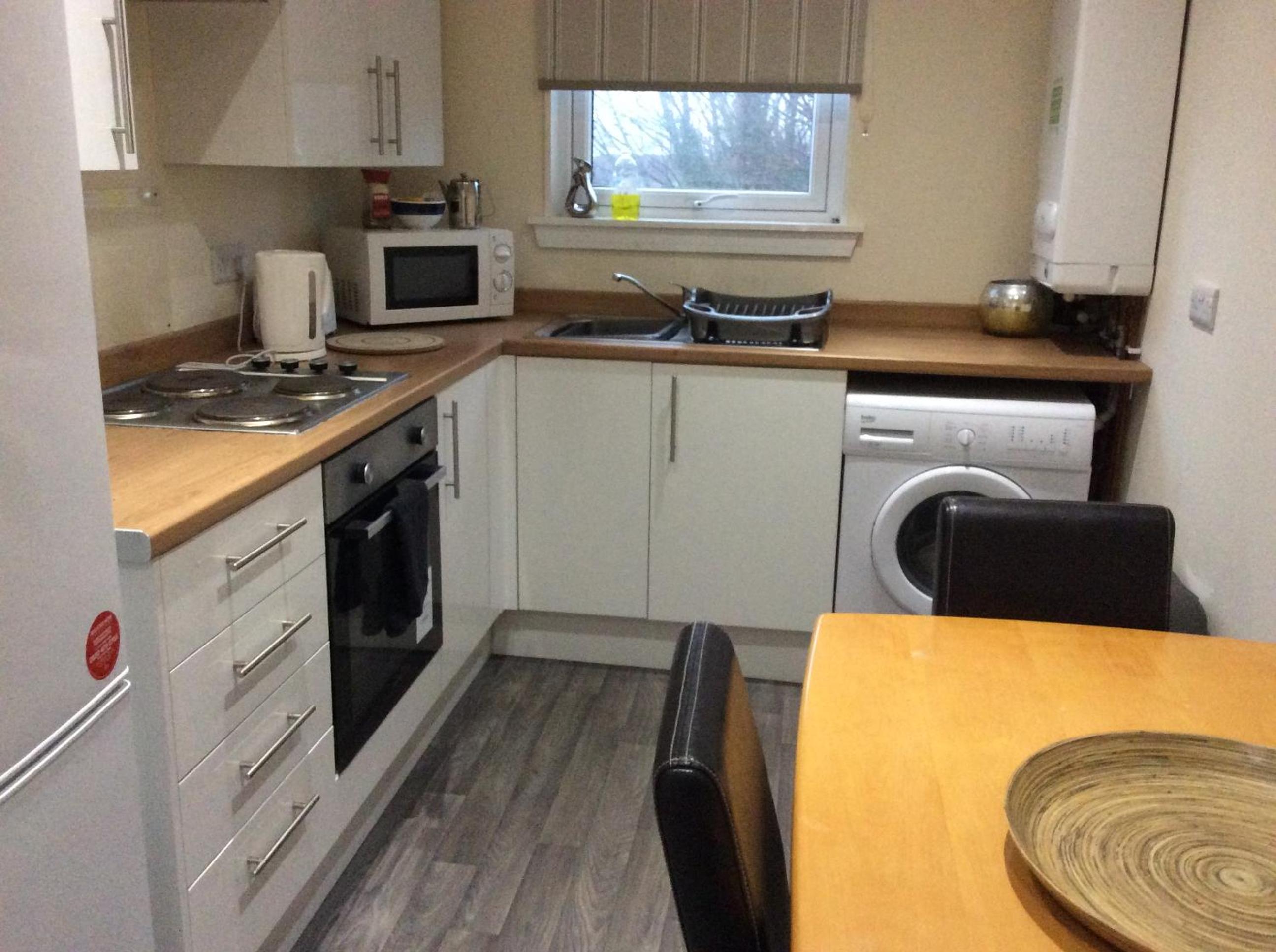 103 Nelson Street Attic flat 3 Bedroom