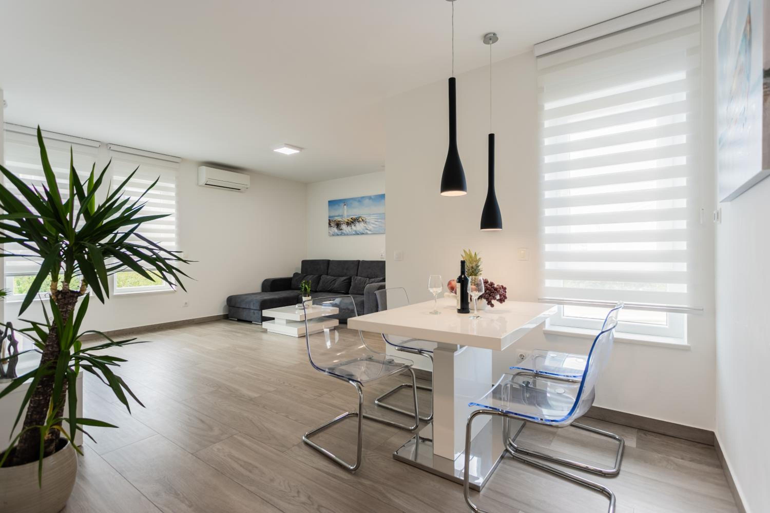 New Modern Apartment "Marjan" view 4