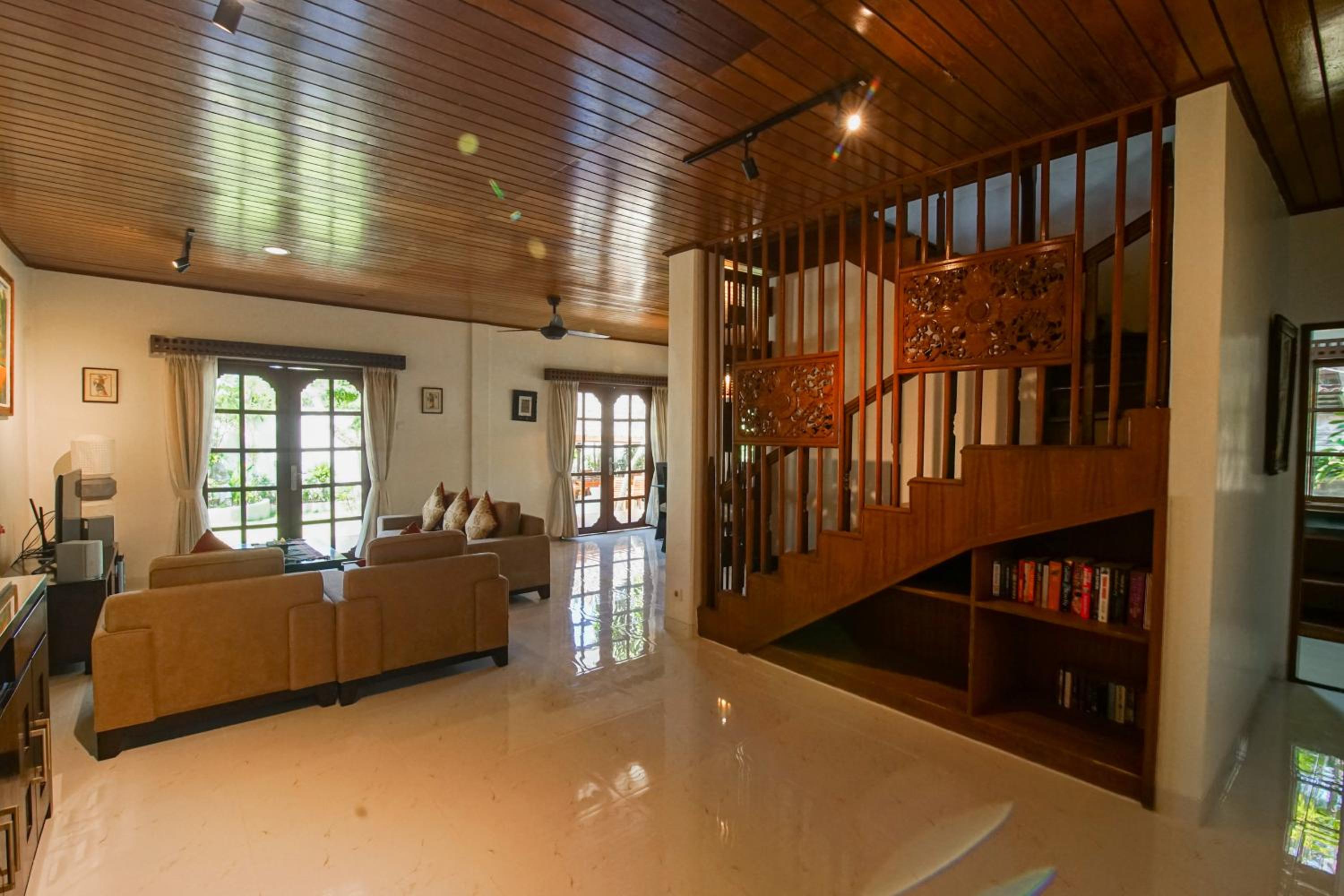 Baliana Villa Legian view 2