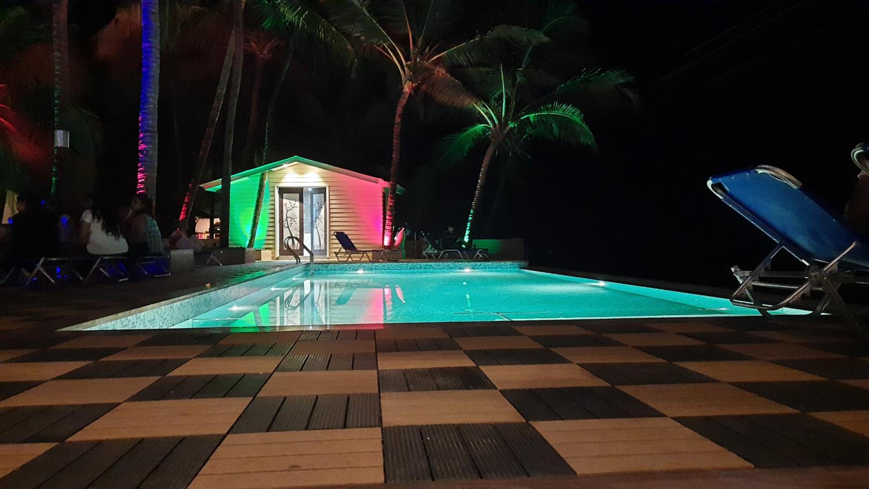 swimming pool