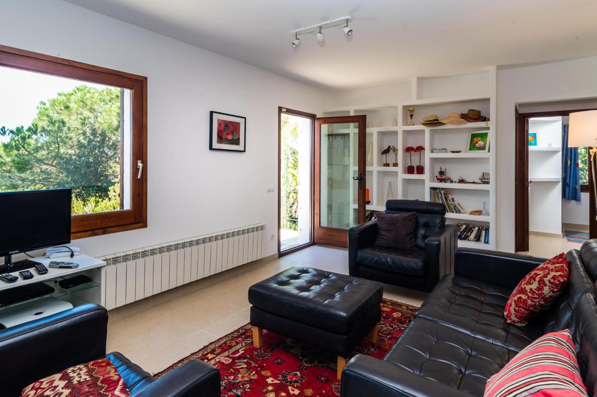 AR-2 CALELLA DE PALAFRUGELL 8 PAX view 4